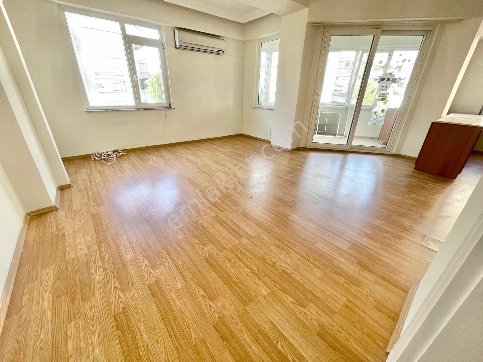 Berkay Demirel'den Altınkumda Denize 200 Metre Çift Balkon 2+1 Daire - Görsel 8