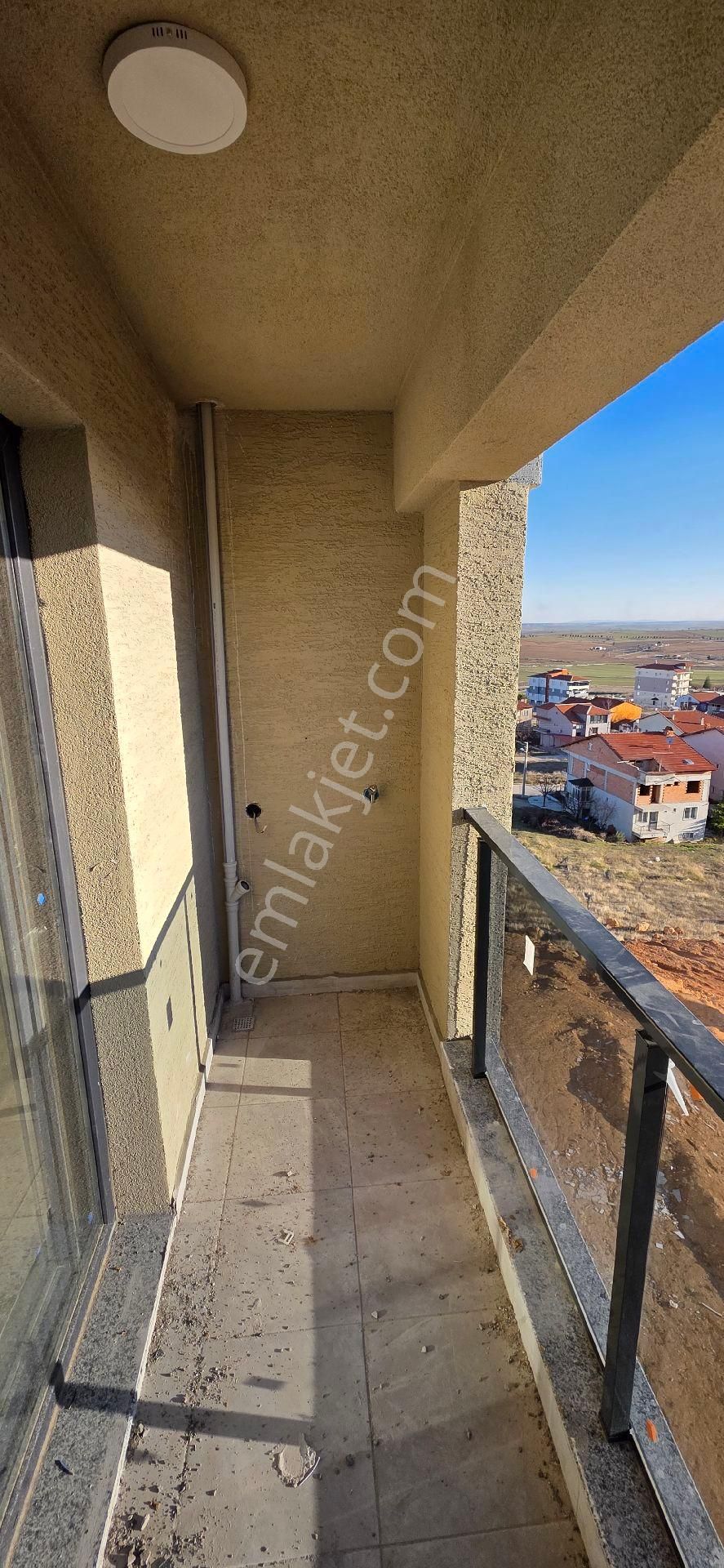 Yavuz Sultan Selim Caddesinde Lüks Daire - Görsel 18