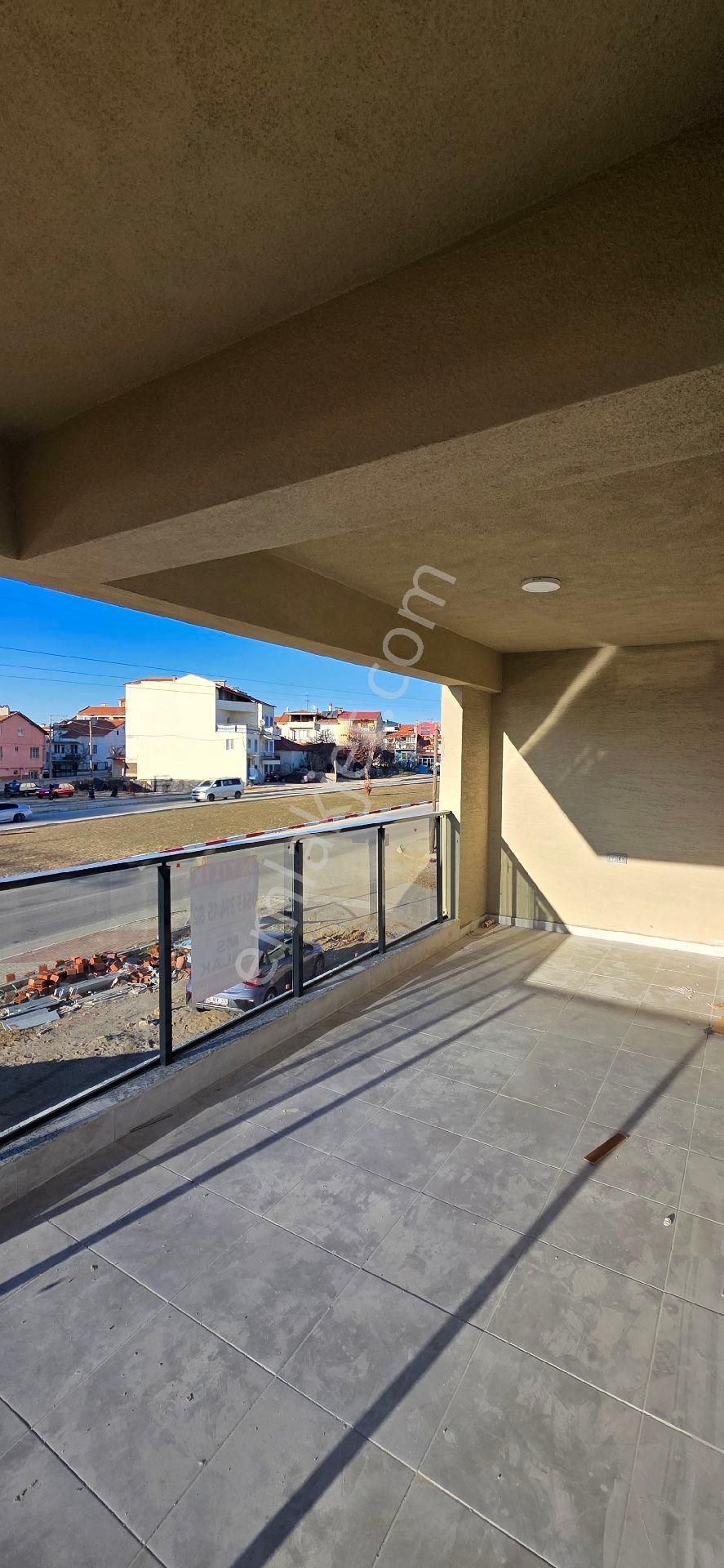 Yavuz Sultan Selim Caddesinde Lüks Daire - Görsel 11