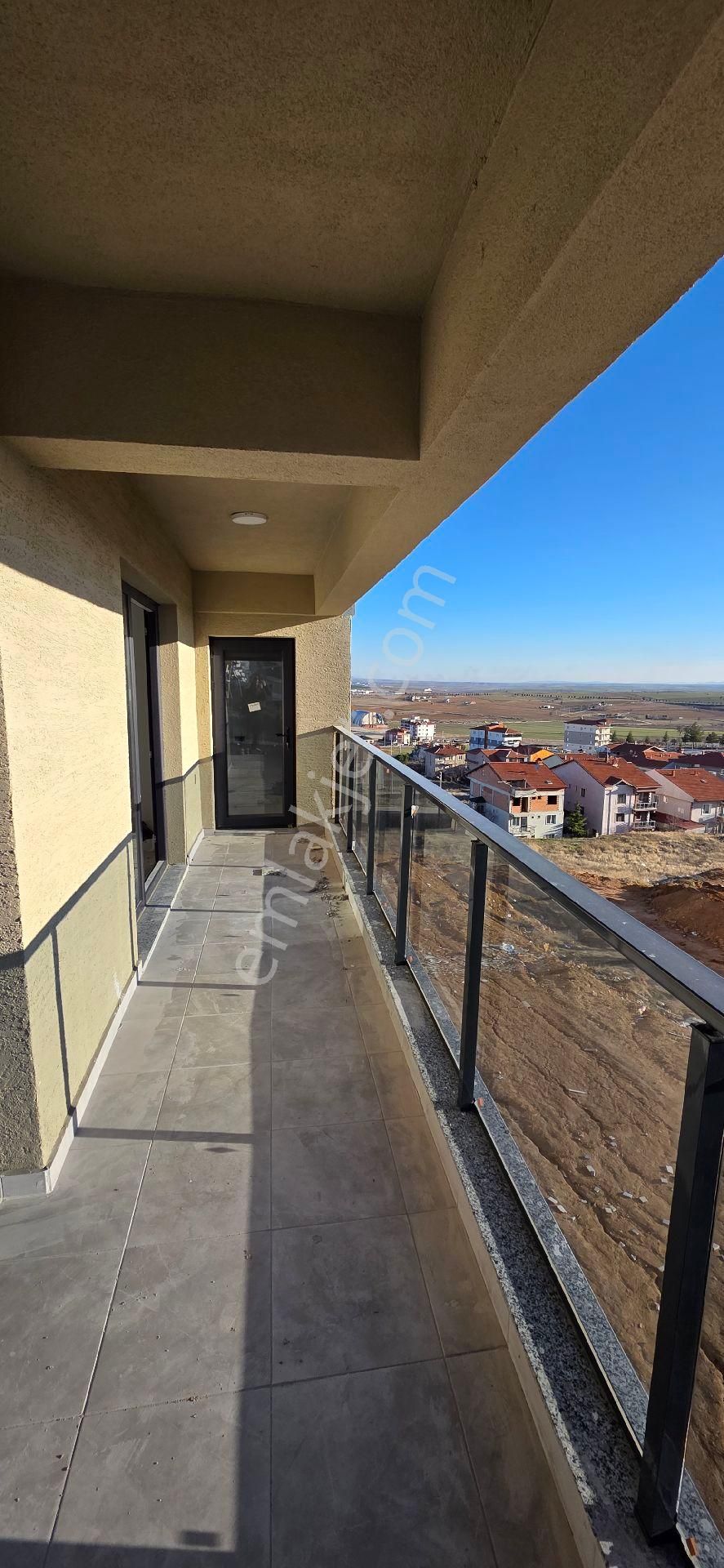 Yavuz Sultan Selim Caddesinde Lüks Daire - Görsel 10