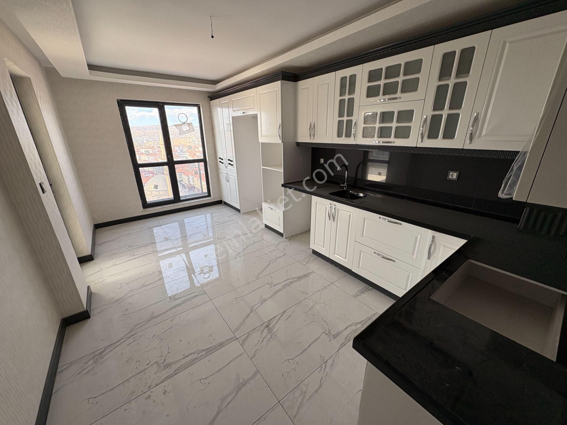 Relax'tan Çift Bloklu Site İçersinde Manzaralı Kusursuz4+1