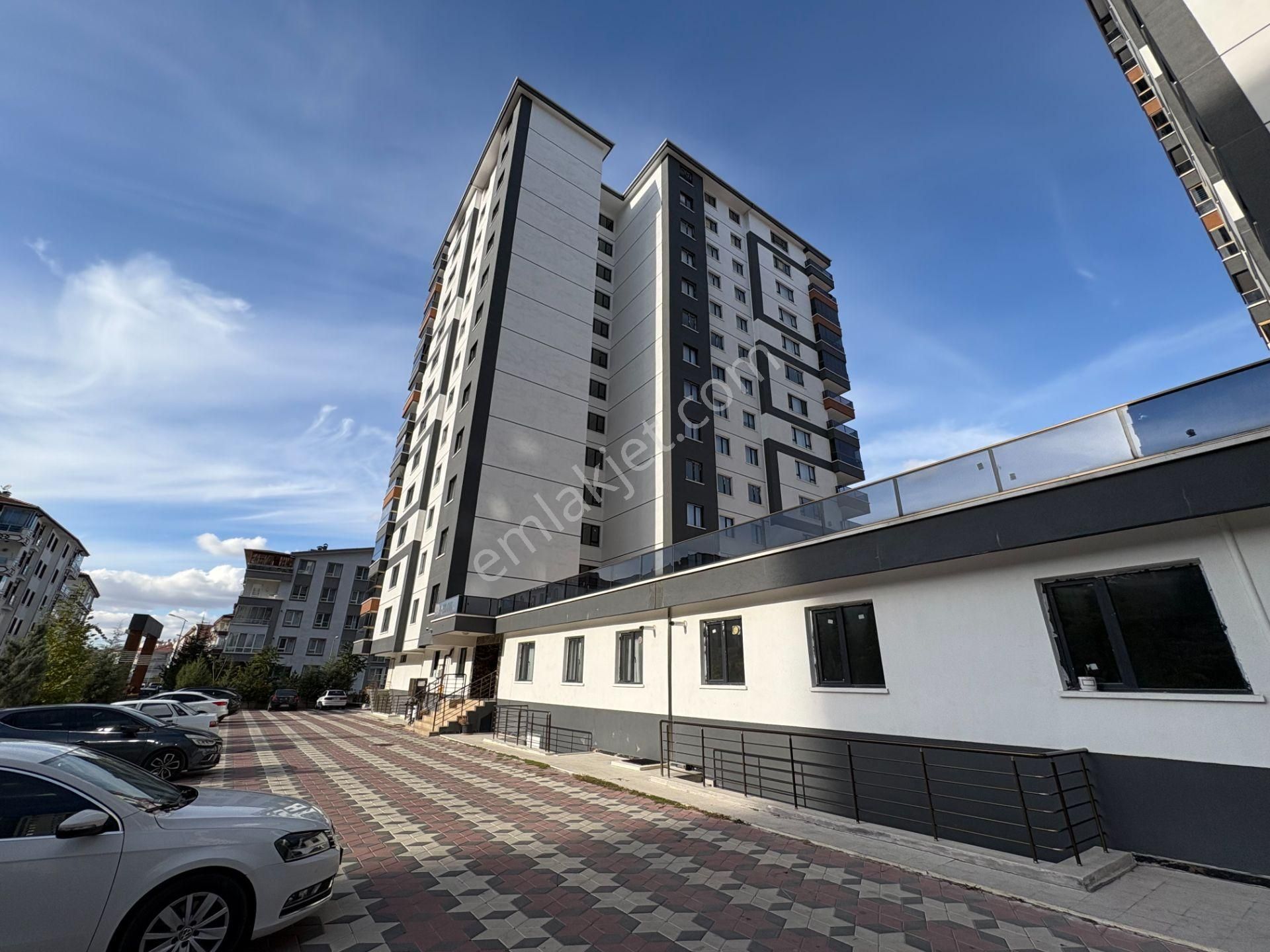 Relax'tan Çift Bloklu Site İçersinde Manzaralı Kusursuz4+1 - Görsel 35