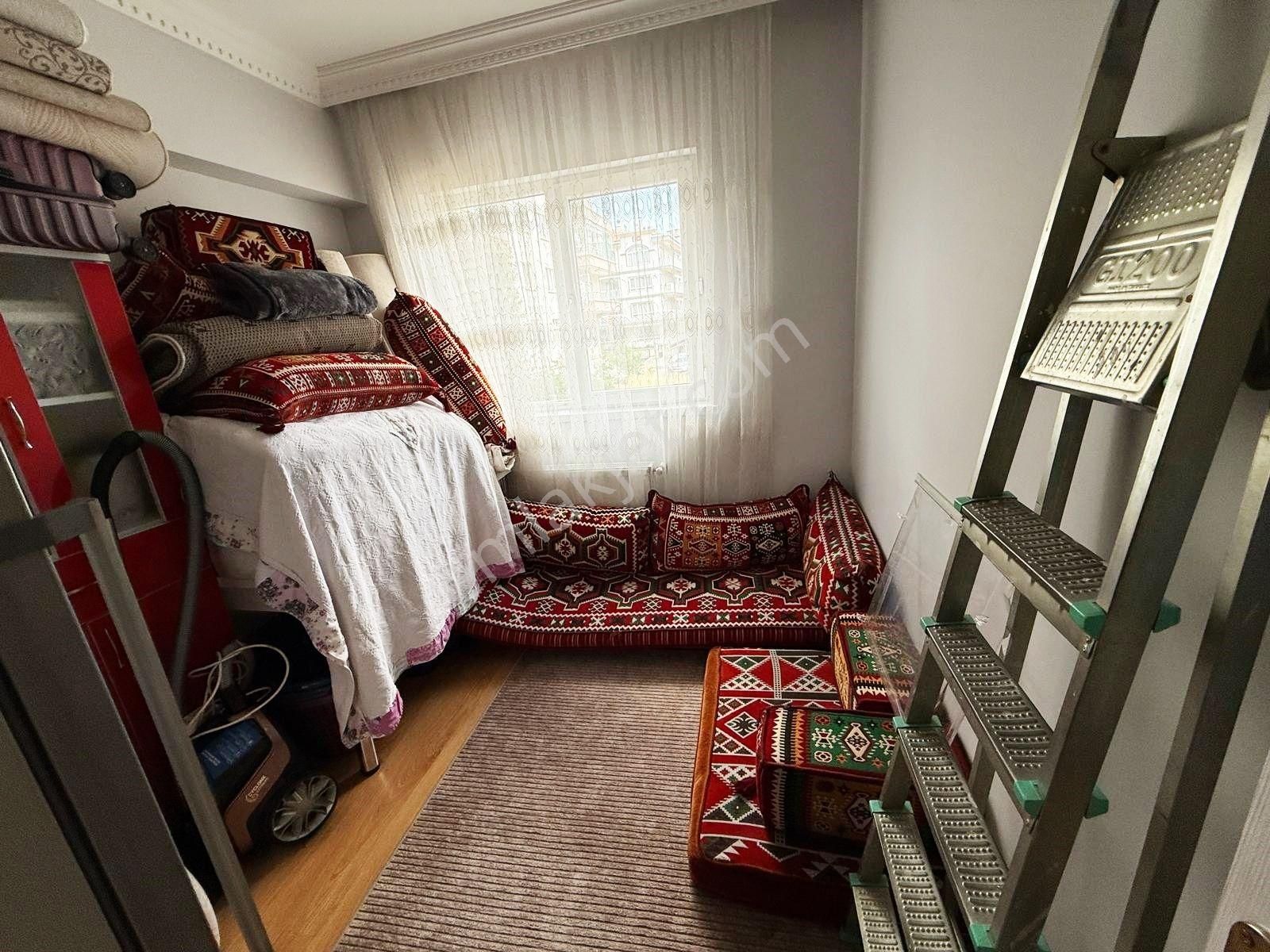 Kent'ten Yeşilbayır Caddede Full Yapılı Asansörlü 3+1 Daire - Görsel 32