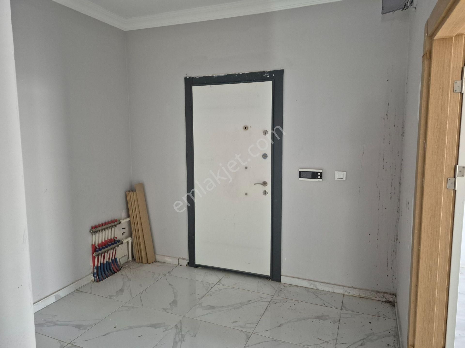 Mamak Türközü Giriş Kat 140 M2 Çift Balkon Satılık 3+1 Daire - Görsel 3
