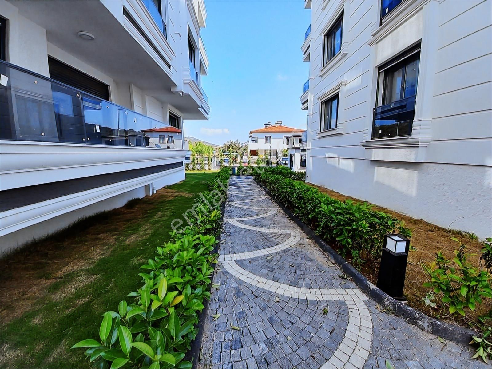 Sarimsakli Merkezde Denize 600 Metre Uzaklıkta Mükemmel Daire - Görsel 11