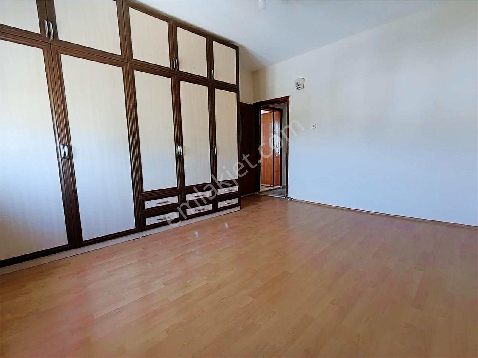 Merkezde Kiralık 130 M2 3+1 Daire