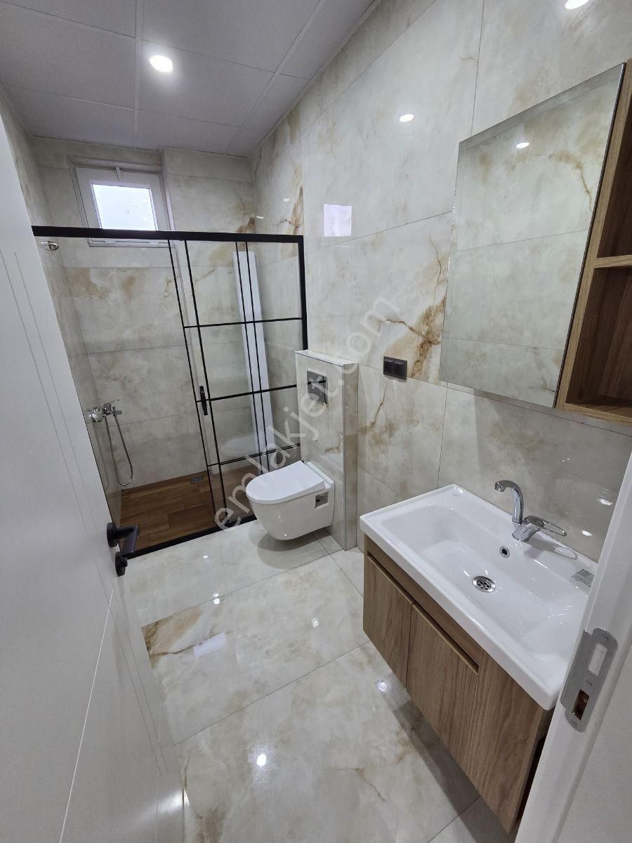 Çıplaklı'da Kiralık Eşyalı 1+1 Sıfır Daire - Görsel 9