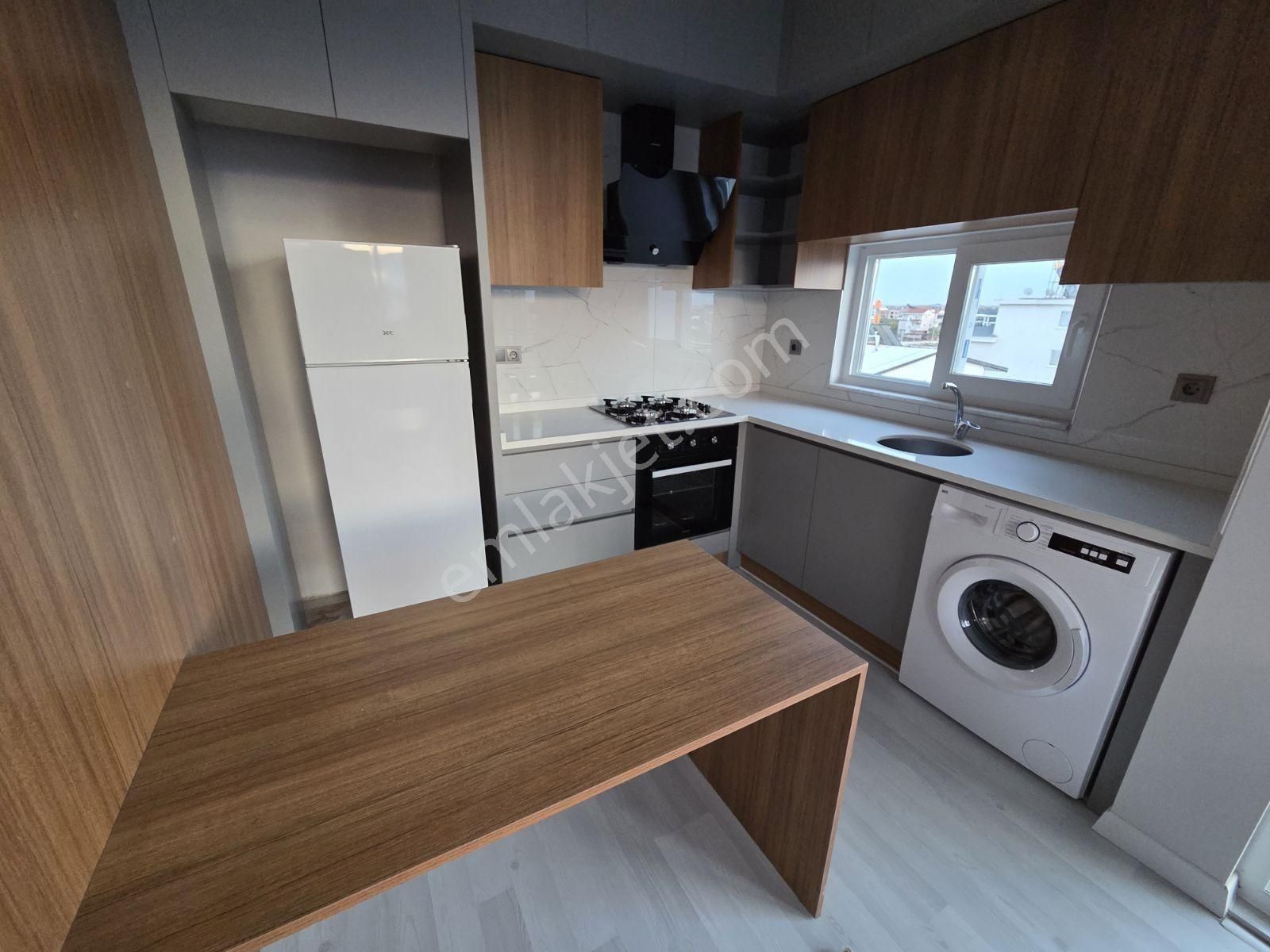 Çıplaklı'da Kiralık Eşyalı 1+1 Sıfır Daire - Görsel 5