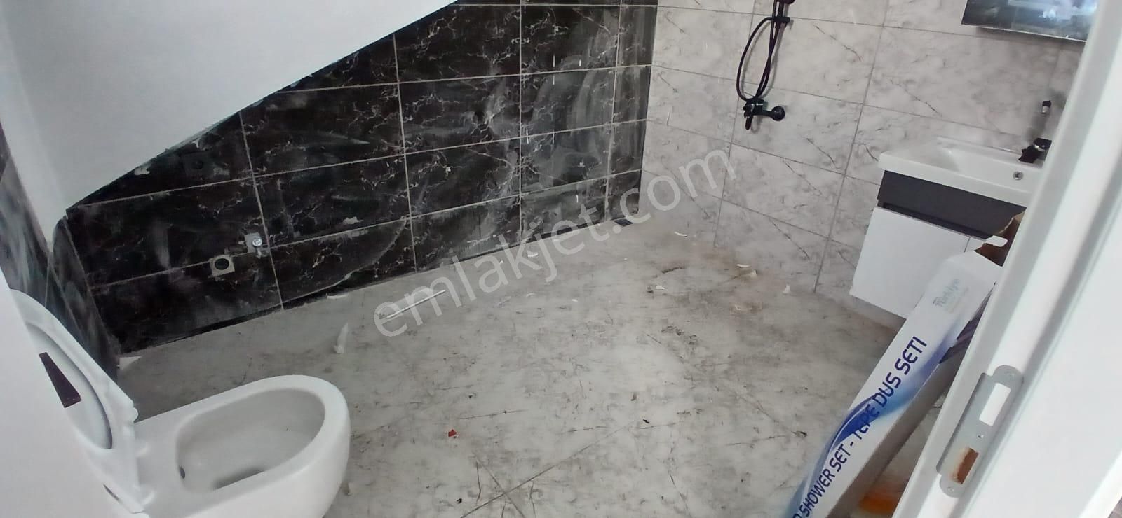 Sakarya Kocaali De Deniz Manzaralı Havuzlu Ön & Arka Cephe Seçenekli Lüks 3+1 - Görsel 28