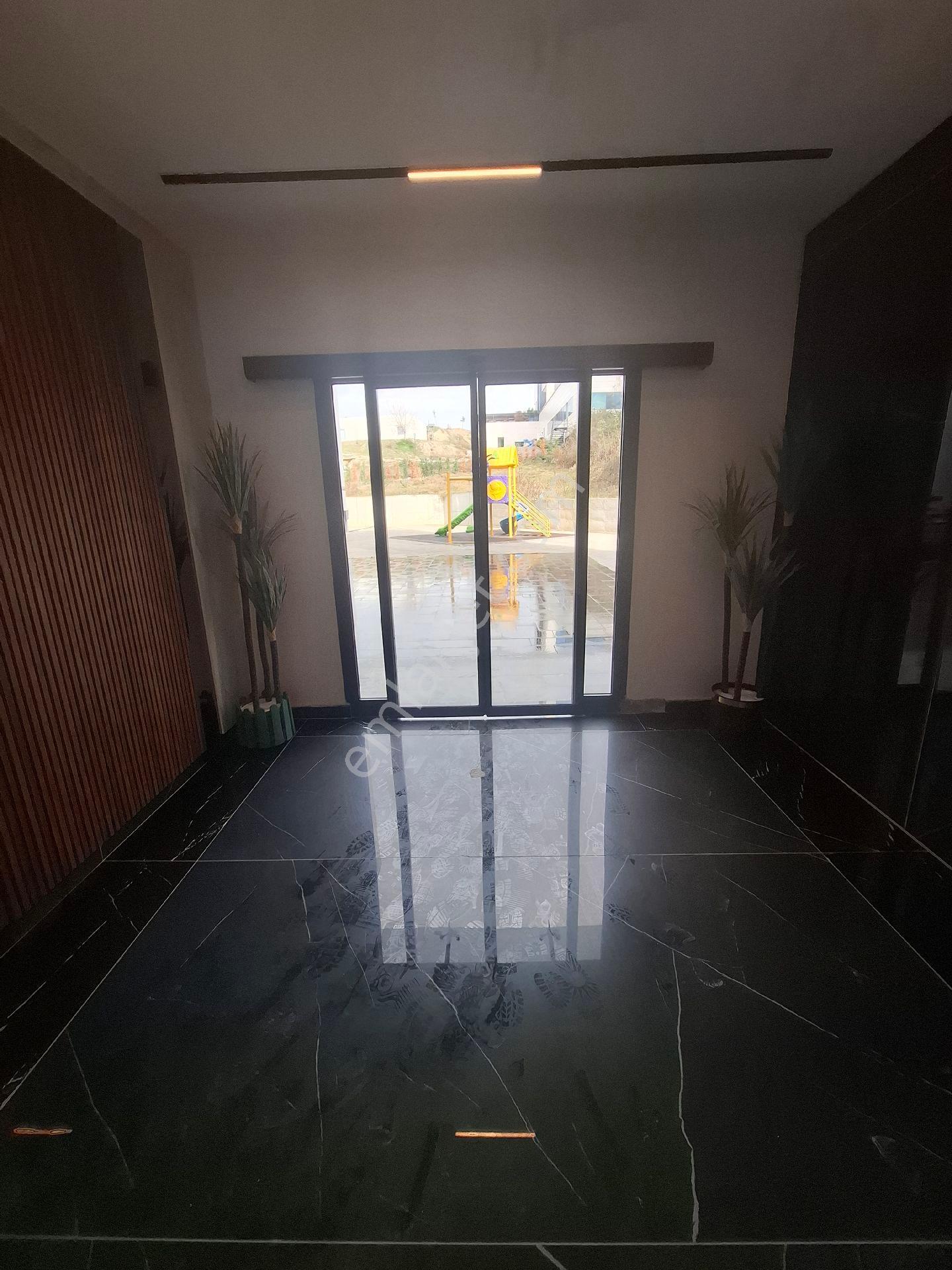 Emlak Evi Gayrimenkulden Medline Yanı Adanorm Plazada Kiralık İşyeri - Görsel 5
