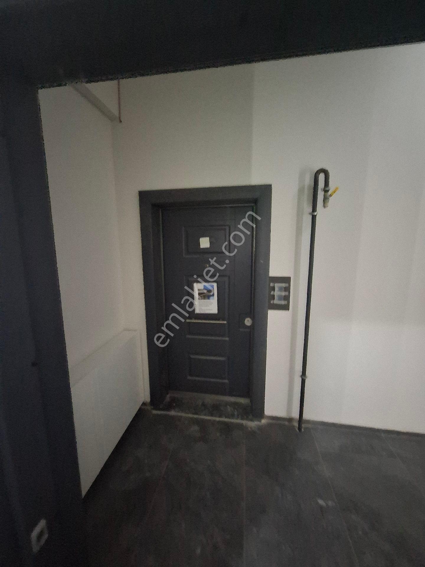 Emlak Evi Gayrimenkulden Medline Yanı Adanorm Plazada Kiralık İşyeri - Görsel 10