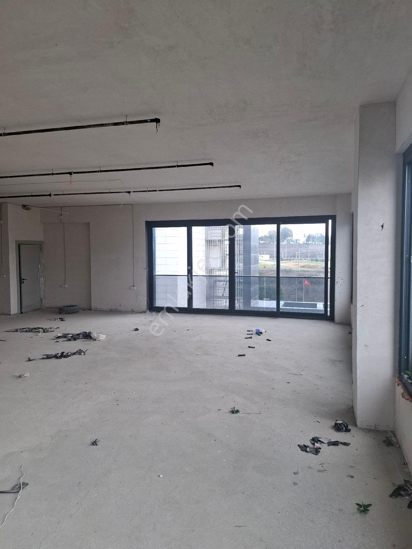 Emlak Evi Gayrimenkulden Medline Yanı Adanorm Plazada Kiralık İşyeri - Görsel 13