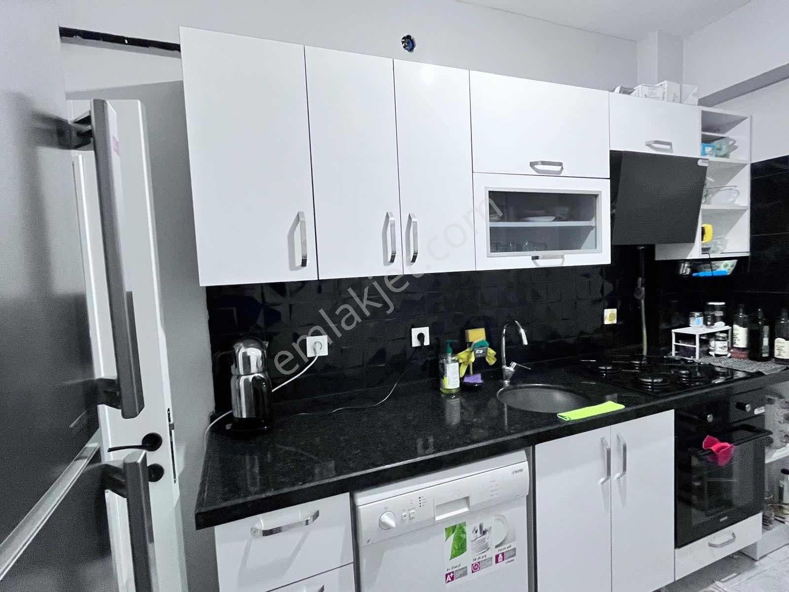 Üsküdar'da Ulaşıma Yakın Geniş M2 3+1 Dubleks / Doğu Cephe - Görsel 25