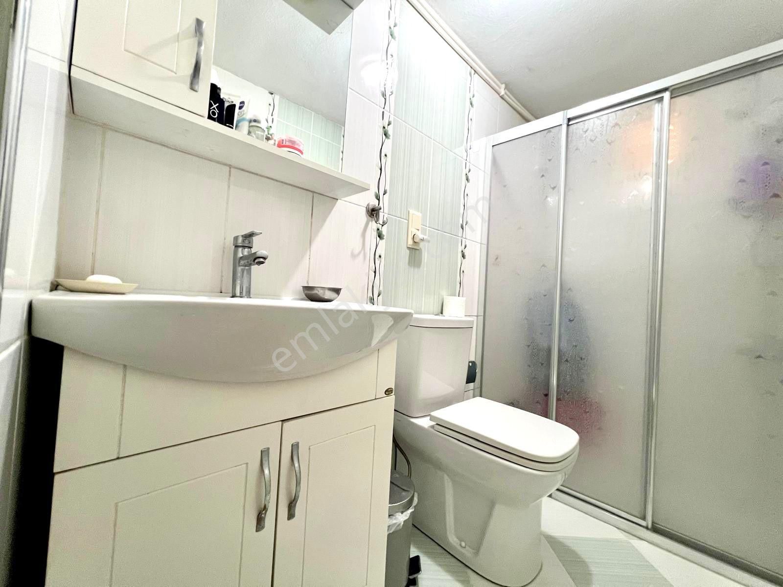 🏡 Referans'tan Akçay Merkez'de Denize 250 Metre Ara Kat Masrafsız Doğalgazlı 1+1 Daire - Görsel 29