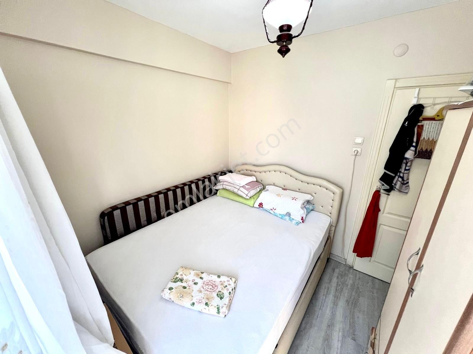 🏡 Referans'tan Akçay Merkez'de Denize 250 Metre Ara Kat Masrafsız Doğalgazlı 1+1 Daire - Görsel 3