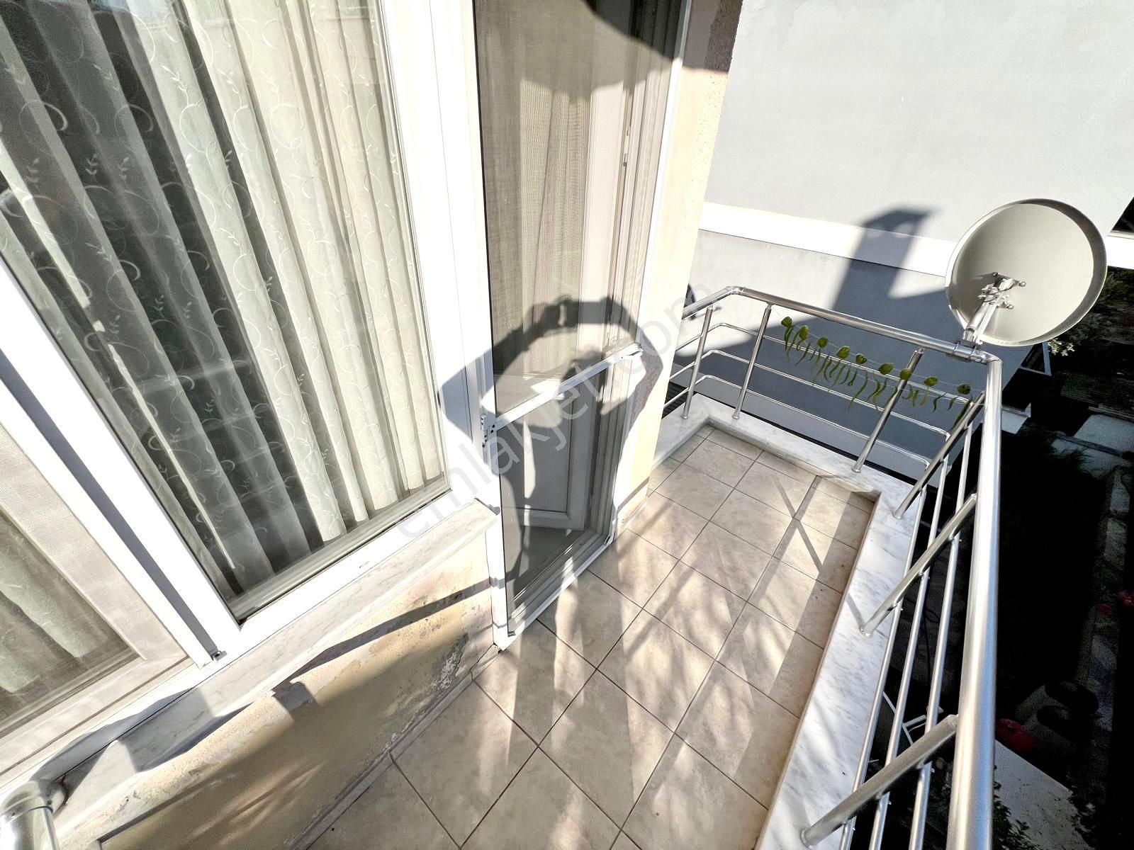 🏡 Referans'tan Akçay Merkez'de Denize 250 Metre Ara Kat Masrafsız Doğalgazlı 1+1 Daire - Görsel 14