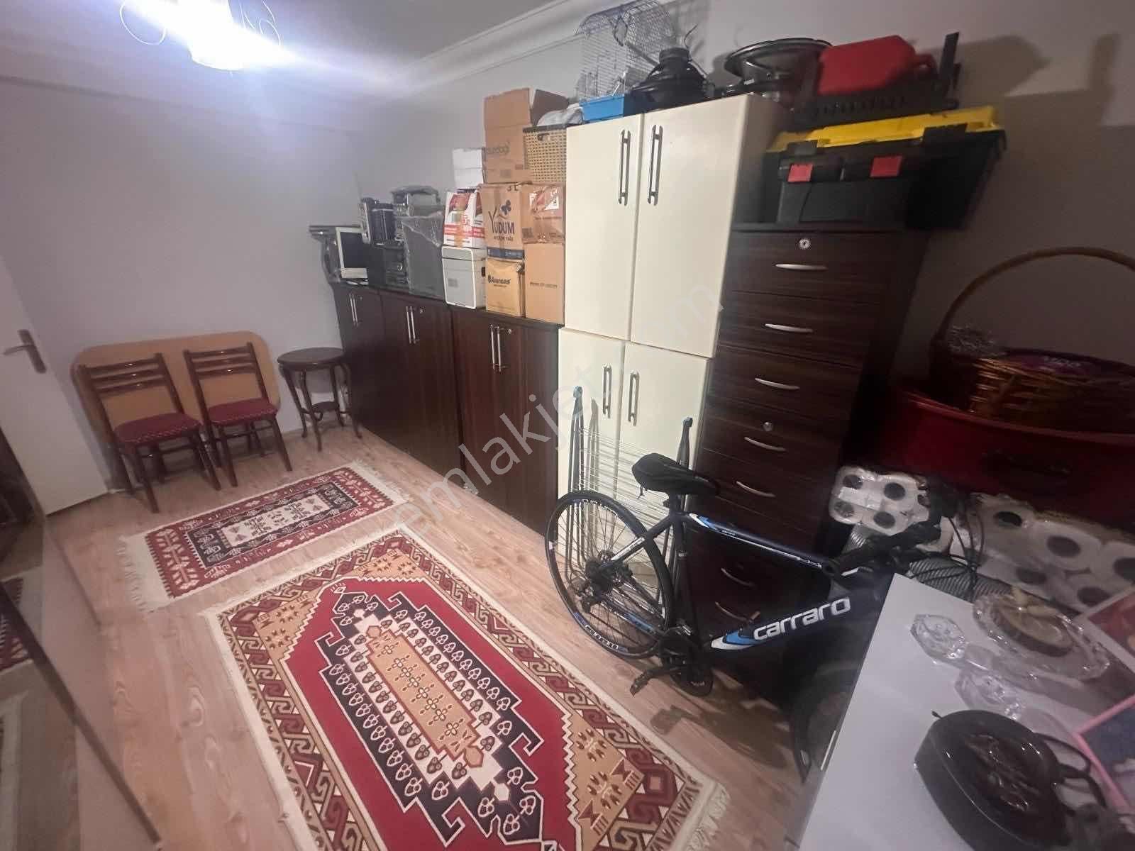 Tamiş'den Cevizli'de Minibüse 5.binada 10 Yıllık Ön Cephe 2+1 - Görsel 3