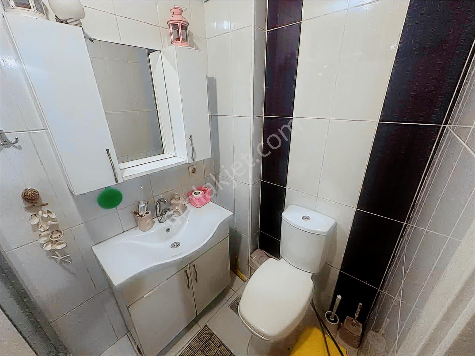 Tamiş'den Cevizli'de Minibüse 5.binada 10 Yıllık Ön Cephe 2+1 - Görsel 19