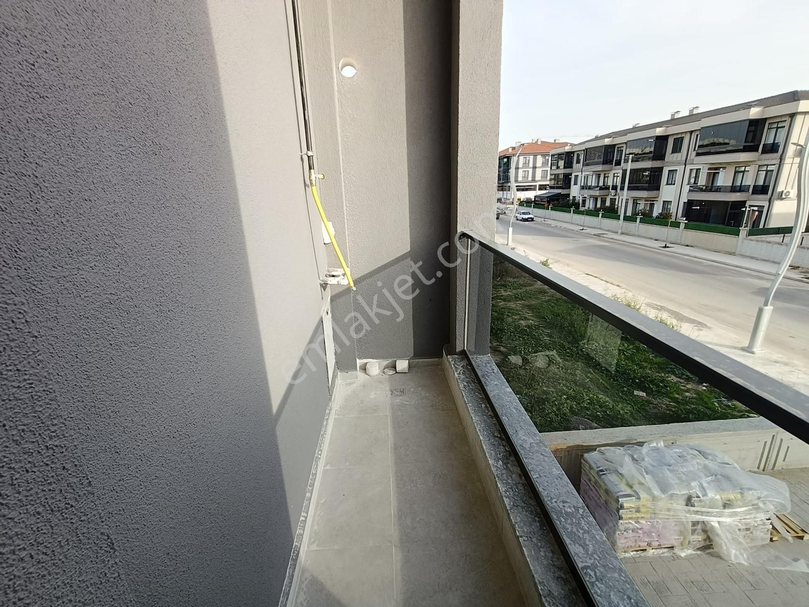 Adapazarı Yeni Stad Yakınında 1+1 Kiralık Home-ofis Daire - Görsel 2