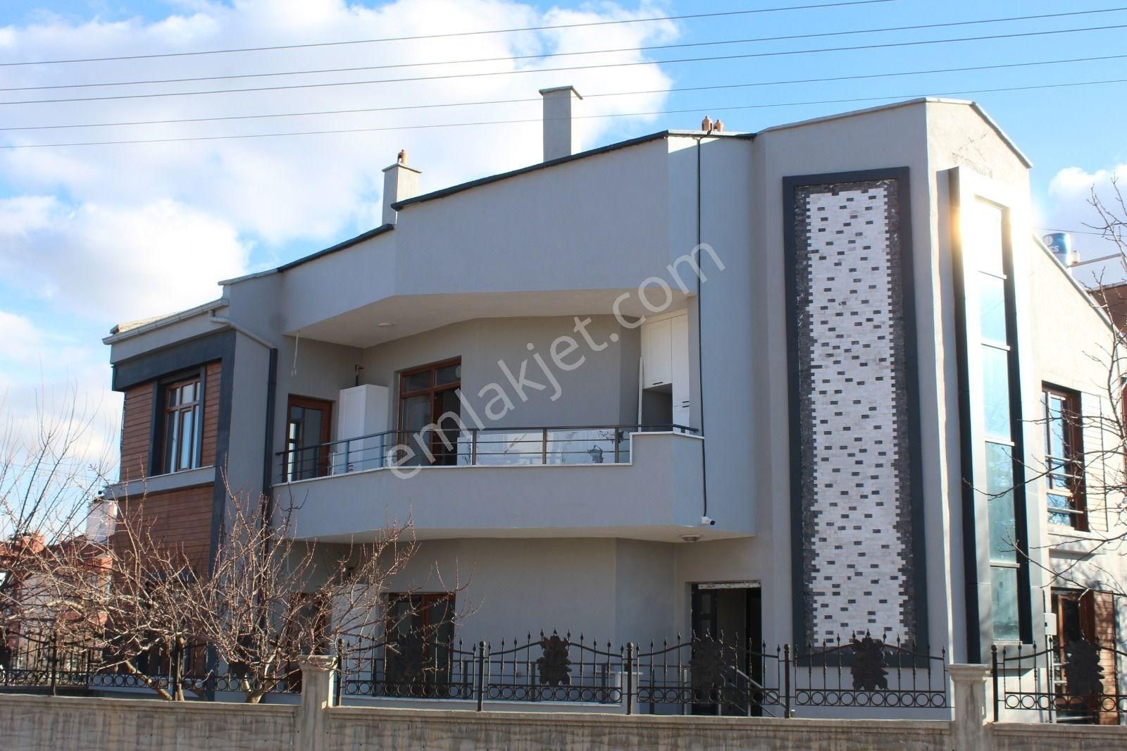 Hüsamettin Çelebi Mah. 2 Kat 2 Daıre Satılık Sıfır Daıre - Görsel 27