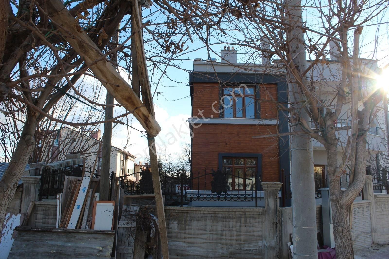 Hüsamettin Çelebi Mah. 2 Kat 2 Daıre Satılık Sıfır Daıre - Görsel 28