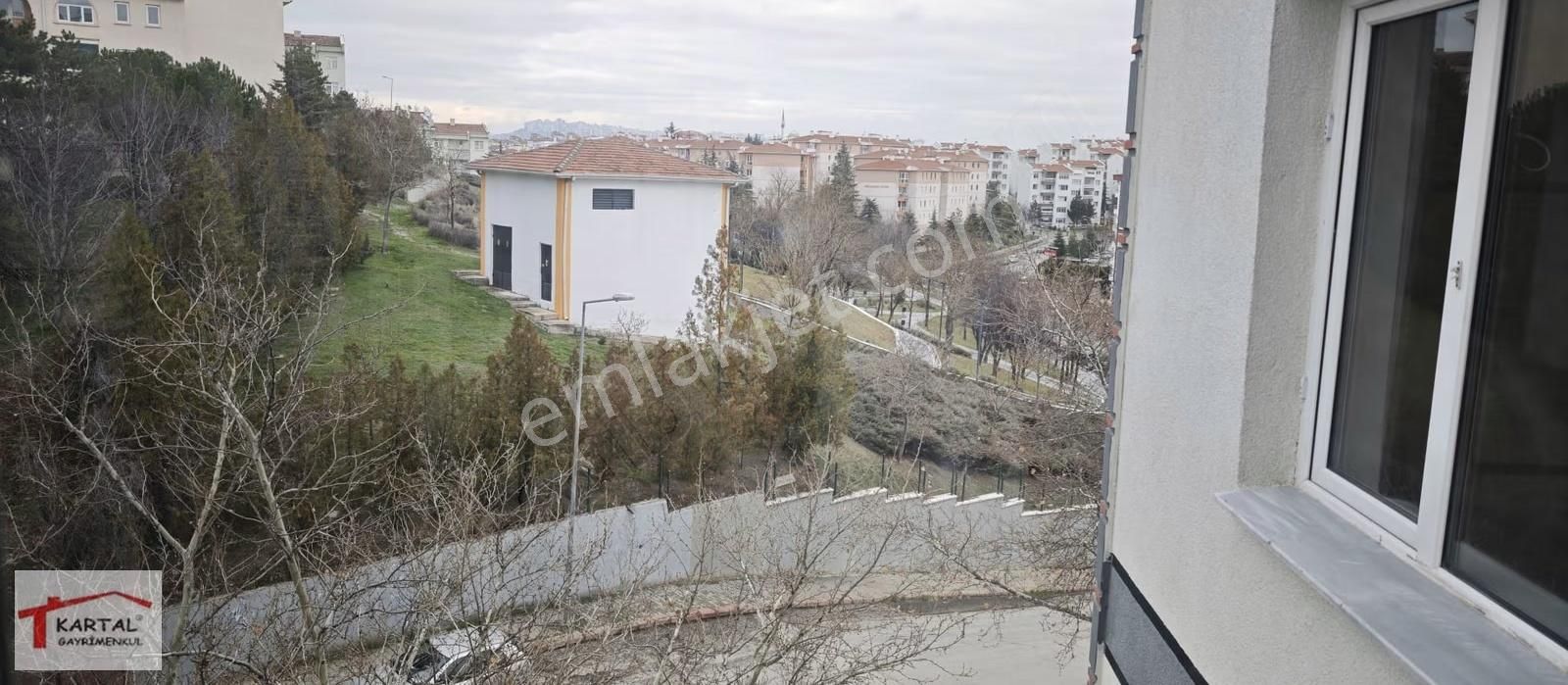 Kartal'dan Dilek 80 Sitesi Ara Kat 3+1 Asansörlü Hemen Taşının - Görsel 28