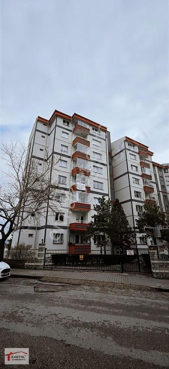 Kartal'dan Dilek 80 Sitesi Ara Kat 3+1 Asansörlü Hemen Taşının - Görsel 21