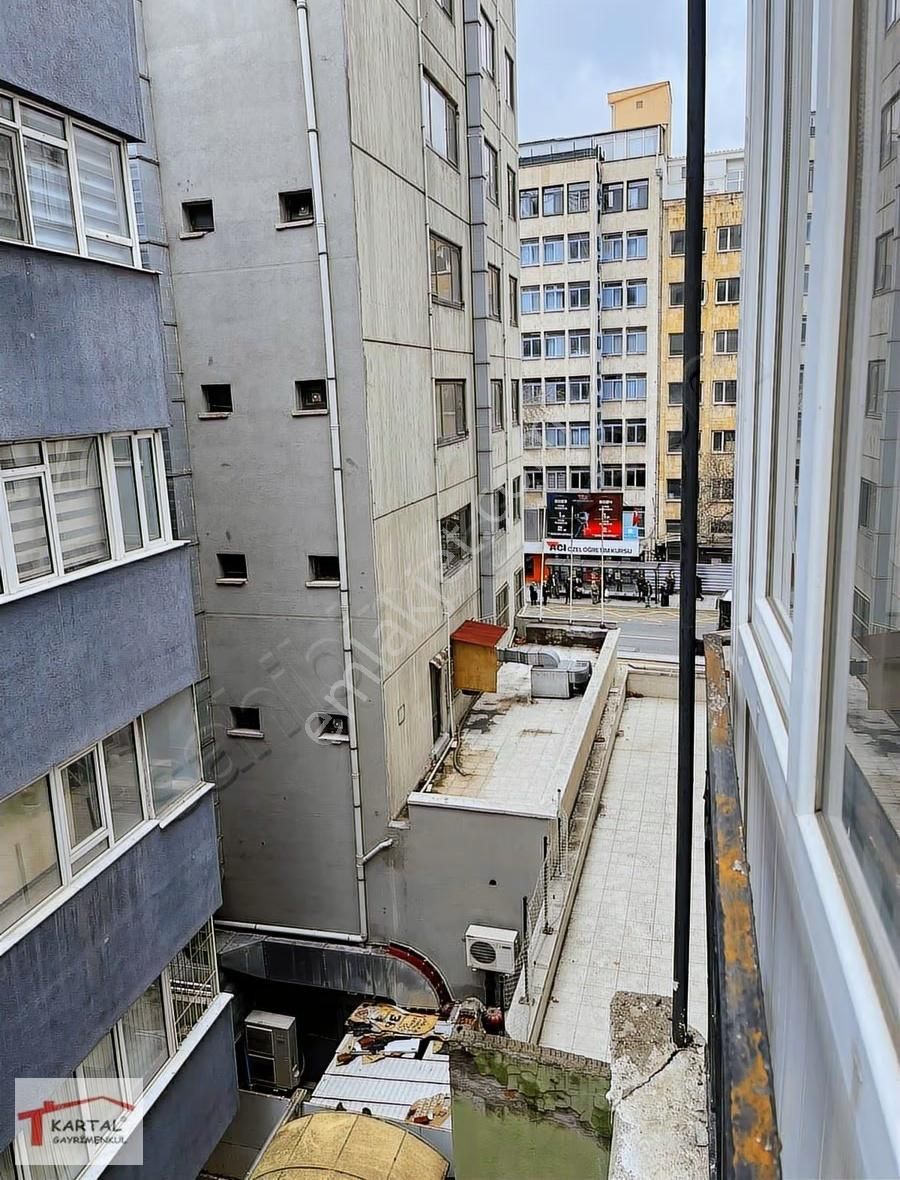 Araç Takaslı Mithatpaşada Konut Ve Home Ofis Kullanımına Uygun - Görsel 22