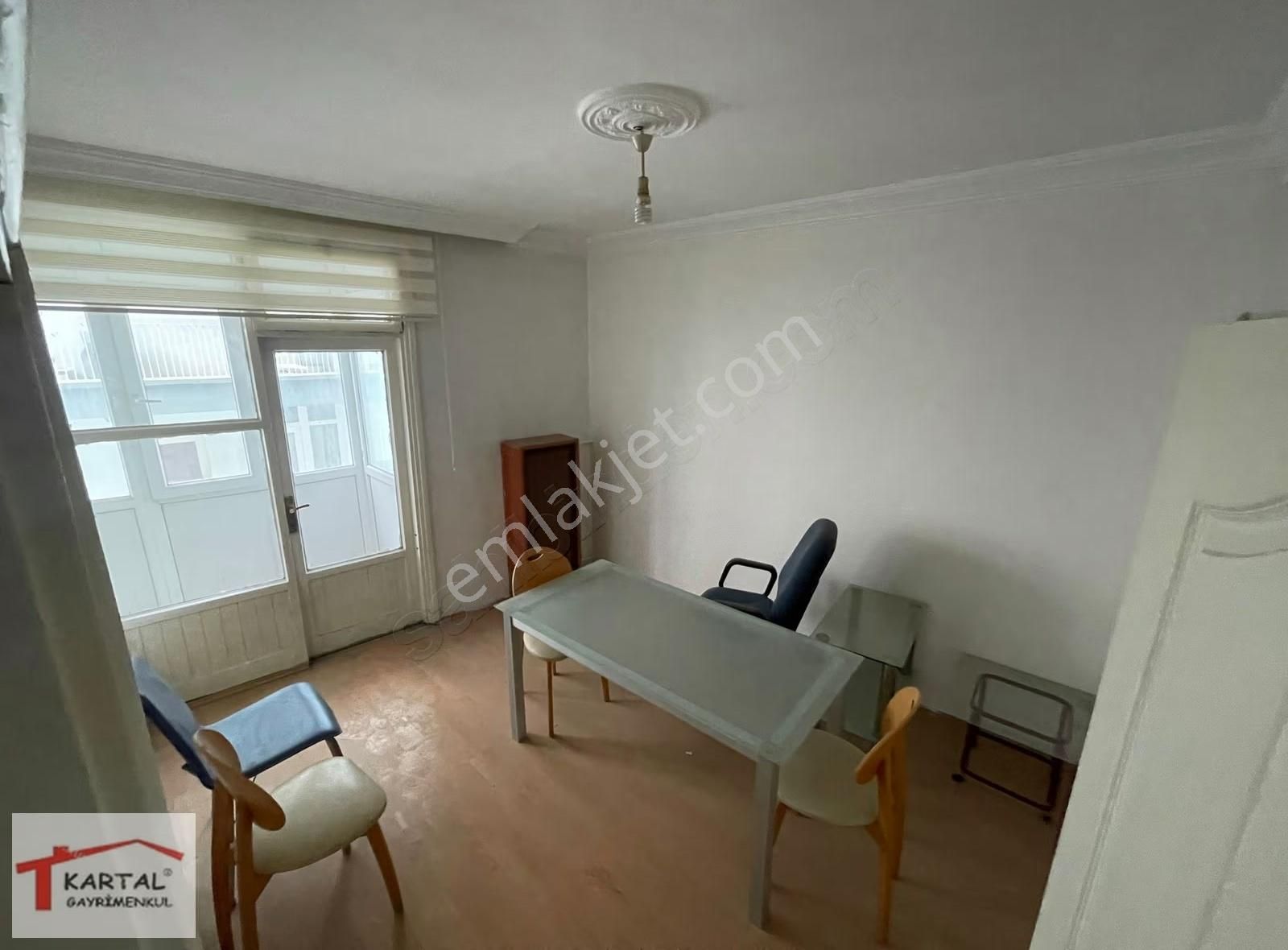 Araç Takaslı Mithatpaşada Konut Ve Home Ofis Kullanımına Uygun - Görsel 15