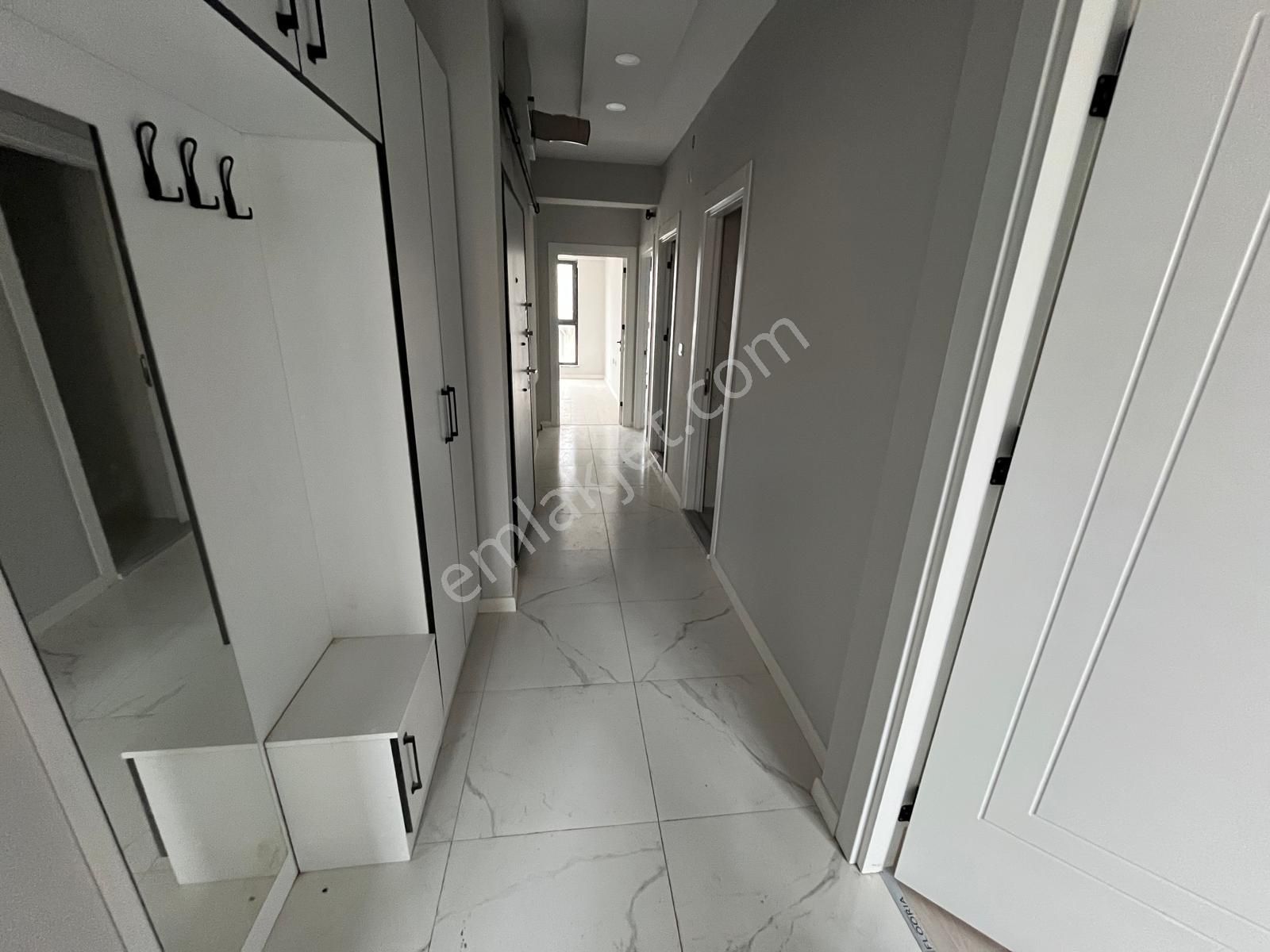 Çamlıca Mh Güzel Konumda Arakat Önü Açık Satılık 2+1 Daire Ss-8 - Görsel 14