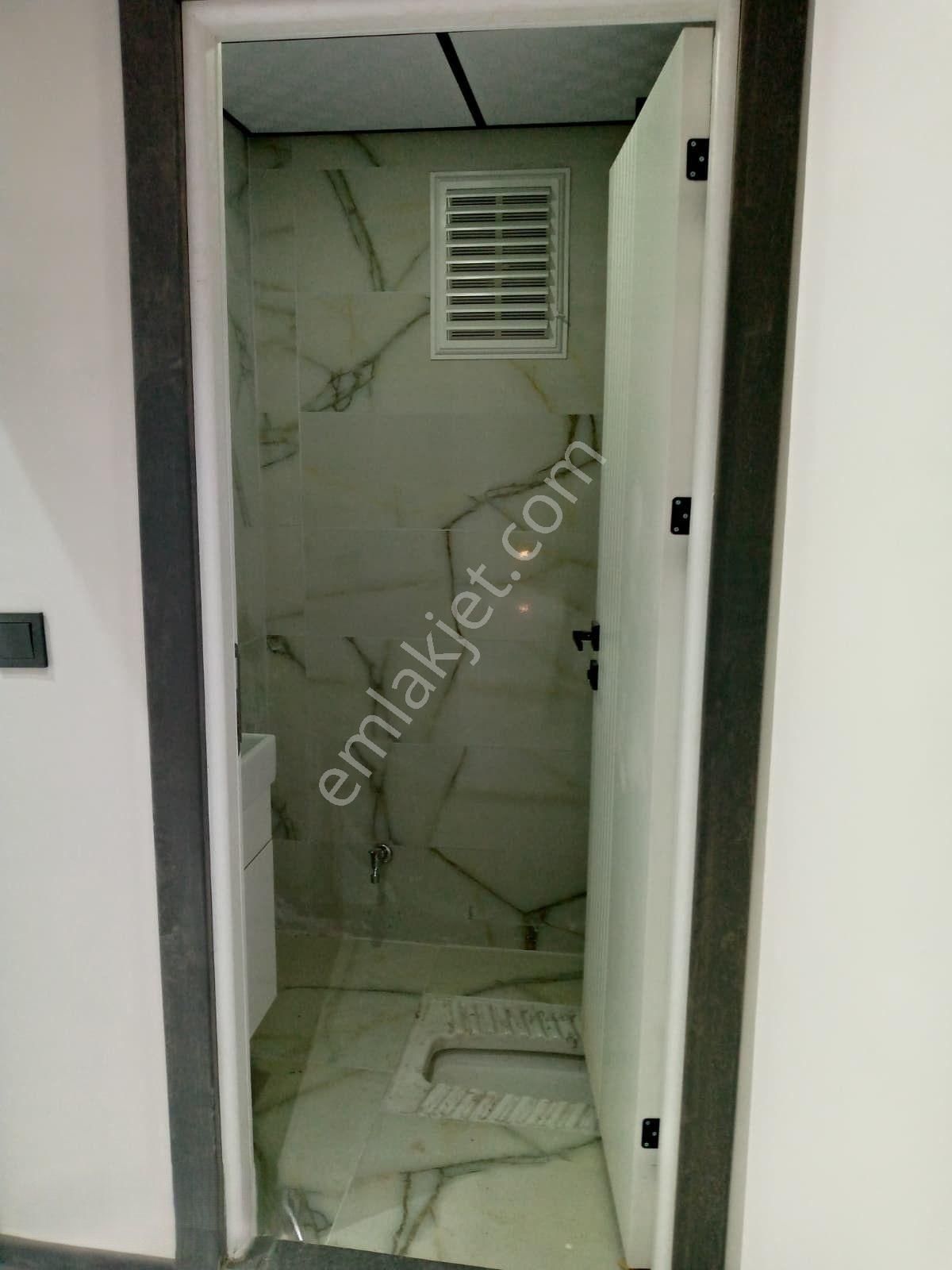 ! Recep Ümit Emlak'tan Eğitimciler Caddesi Yakını Ara Katta [sıfır] Asansörlü 2+1 Ferah Daire Fç ! - Görsel 16