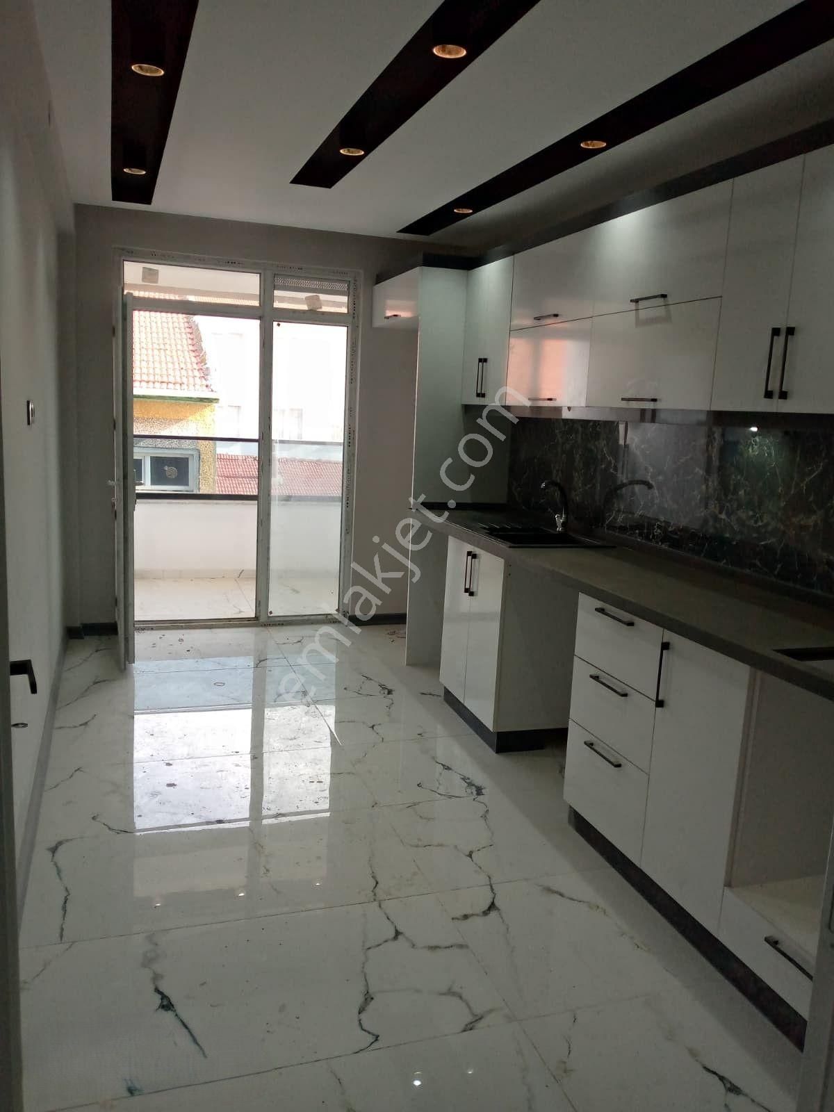 ! Recep Ümit Emlak'tan Eğitimciler Caddesi Yakını Ara Katta [sıfır] Asansörlü 2+1 Ferah Daire Fç ! - Görsel 3