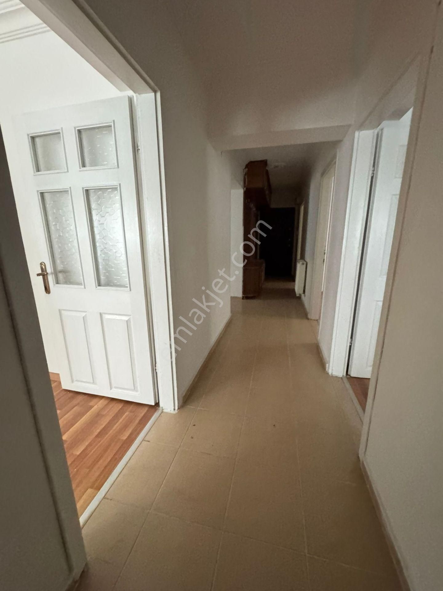 Atatürk Mahallesin'de 3+1 Salon Bağımsız Satılık Daire - Görsel 24