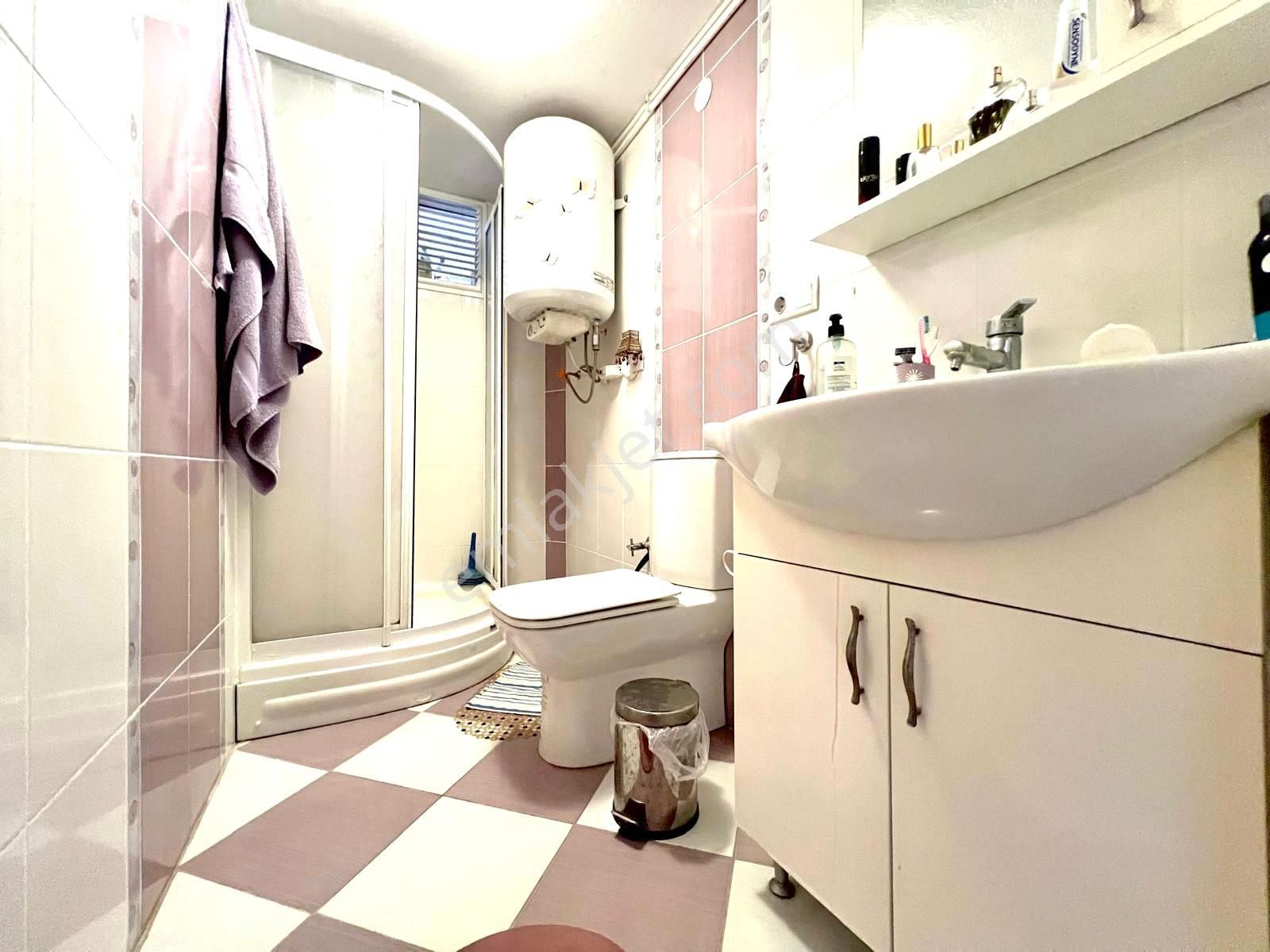 🏡 Referans'tan Akçay'da Ön Cephe Ara Kat 2+1 Daire - Görsel 5