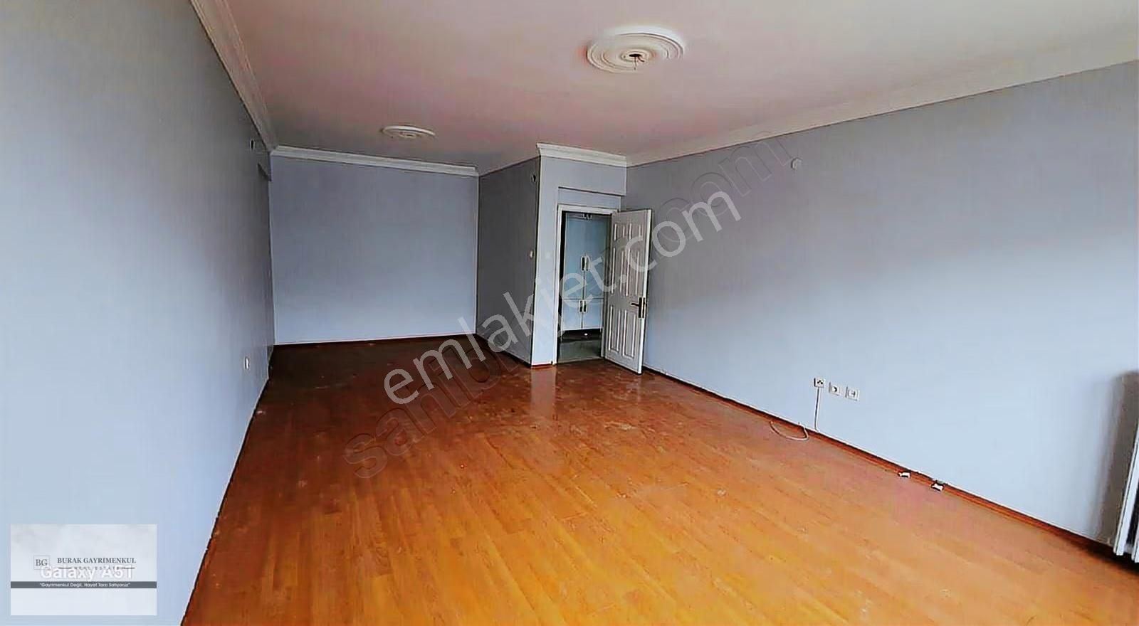 Batıkent Metro Ya Yakın 3+1 Katta Manzaralı Kombili - Görsel 5