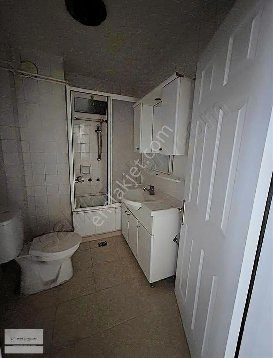 Batıkent Metro Ya Yakın 3+1 Katta Manzaralı Kombili - Görsel 18