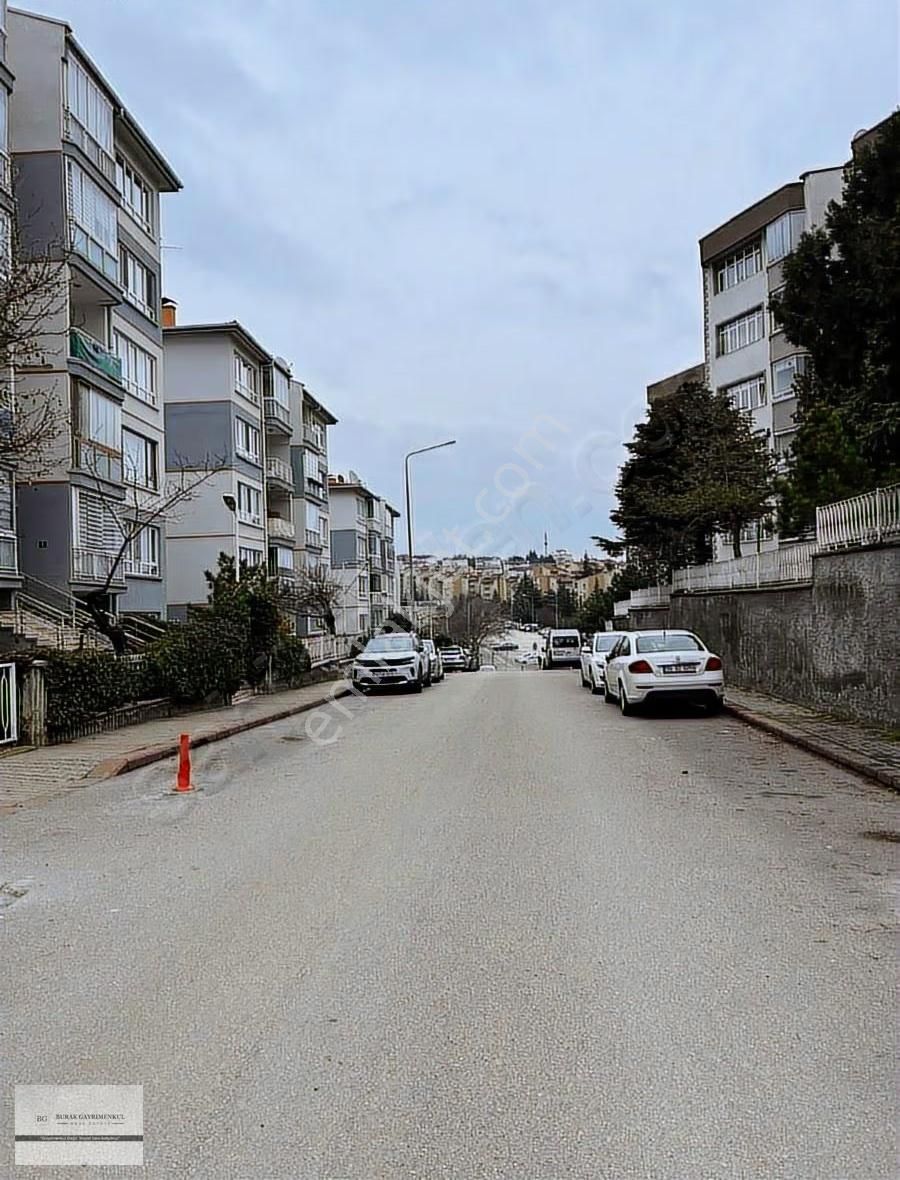 Batıkent Metro Ya Yakın 3+1 Katta Manzaralı Kombili - Görsel 16