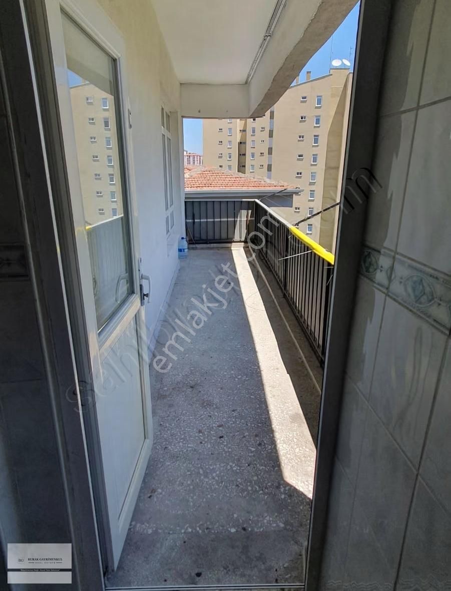 Kent Koop Mah Metroya Yakın 3 Oda 1 Salon Katta Okullara Yakın - Görsel 6