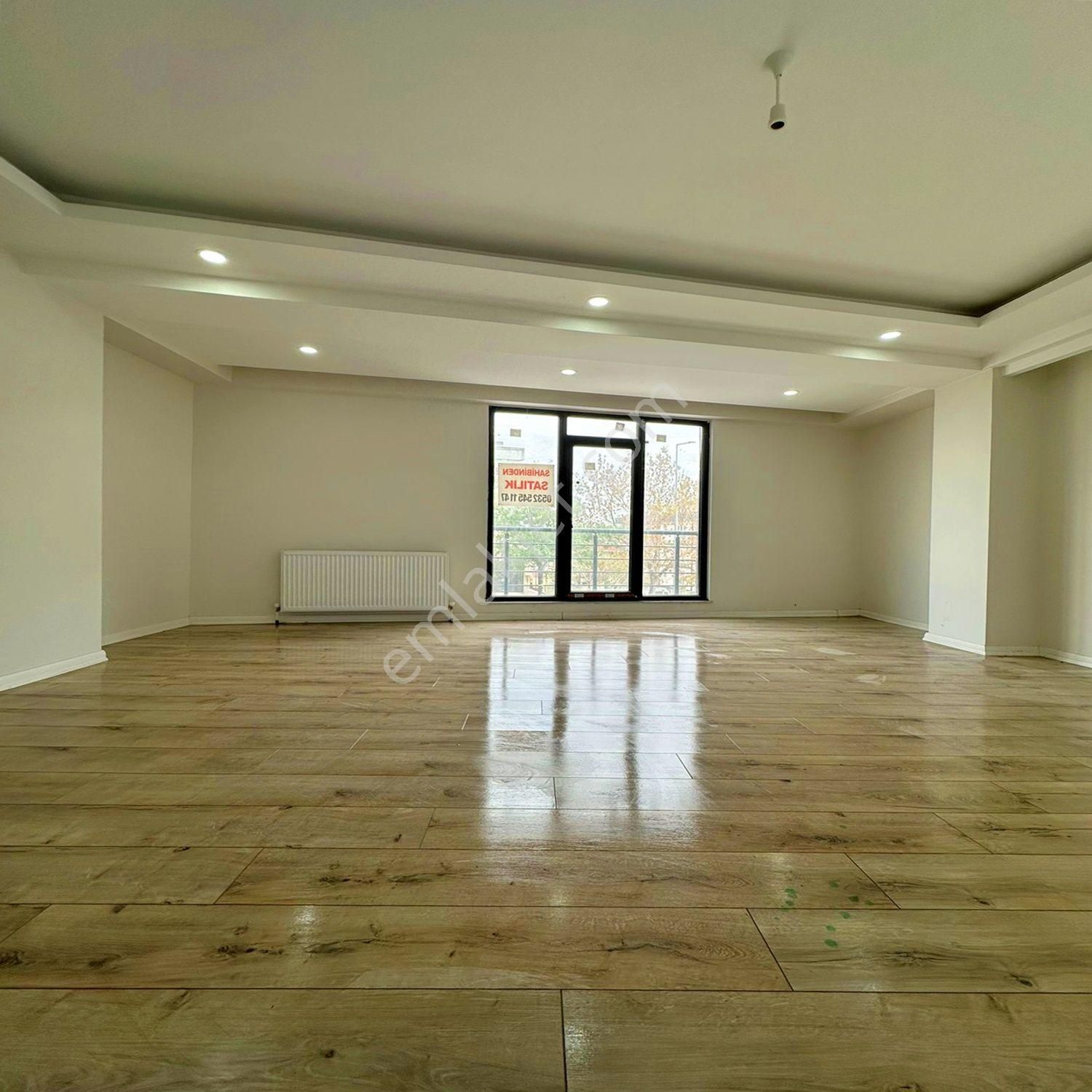 Beylikdüzü Yakuplu Mahallesi'nde 2+1 Sıfır Ara Kat Daire - Görsel 2