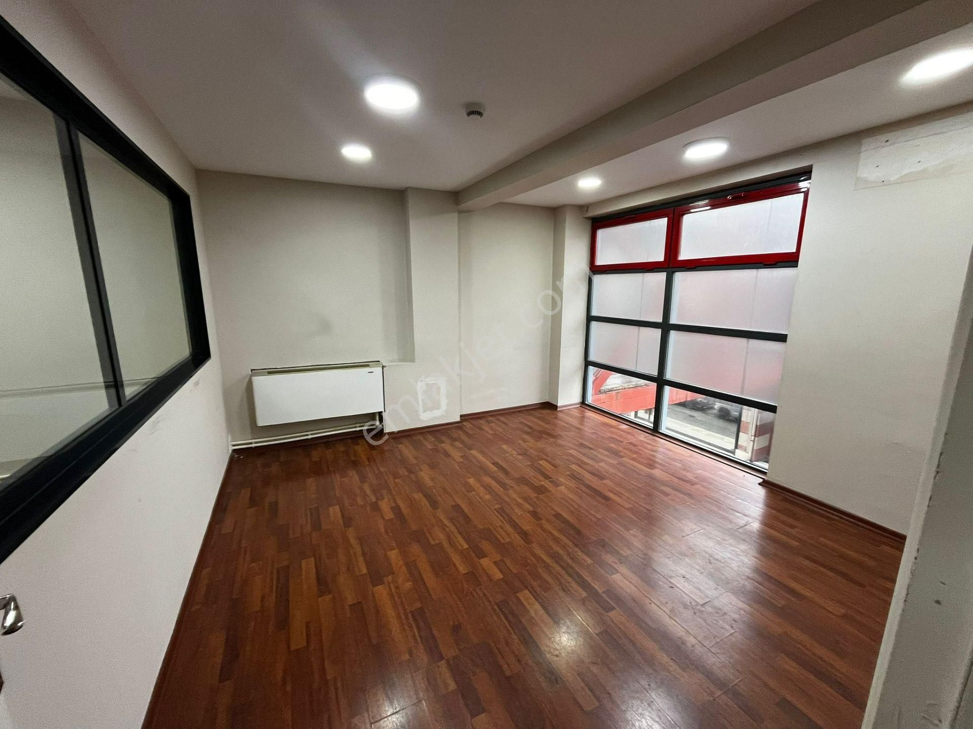 Koza Plaza Yanında Yük Asansörü Karşısında 160m2 Kiralık İş Yeri - Görsel 2