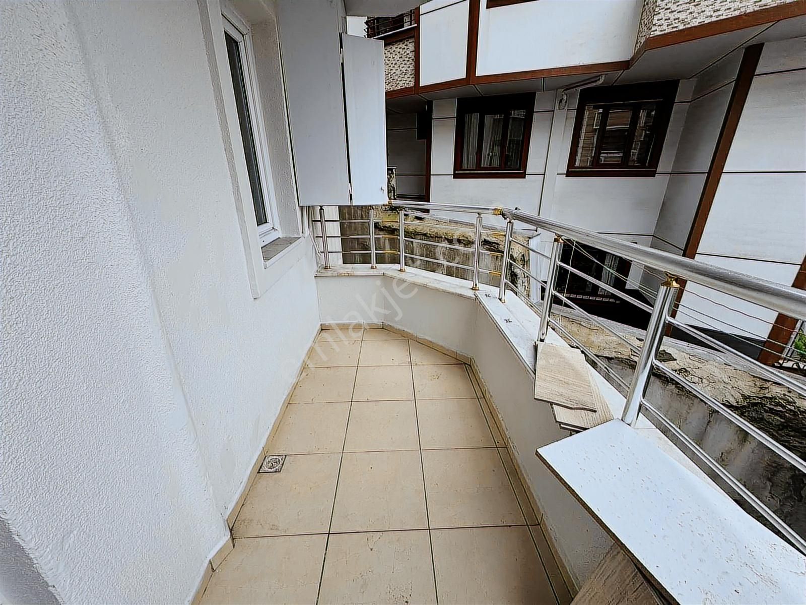 Esentepe Mah. Üniversitelere Ve Tramvaya Yakın Kiralık 2+1 Daire - Görsel 23