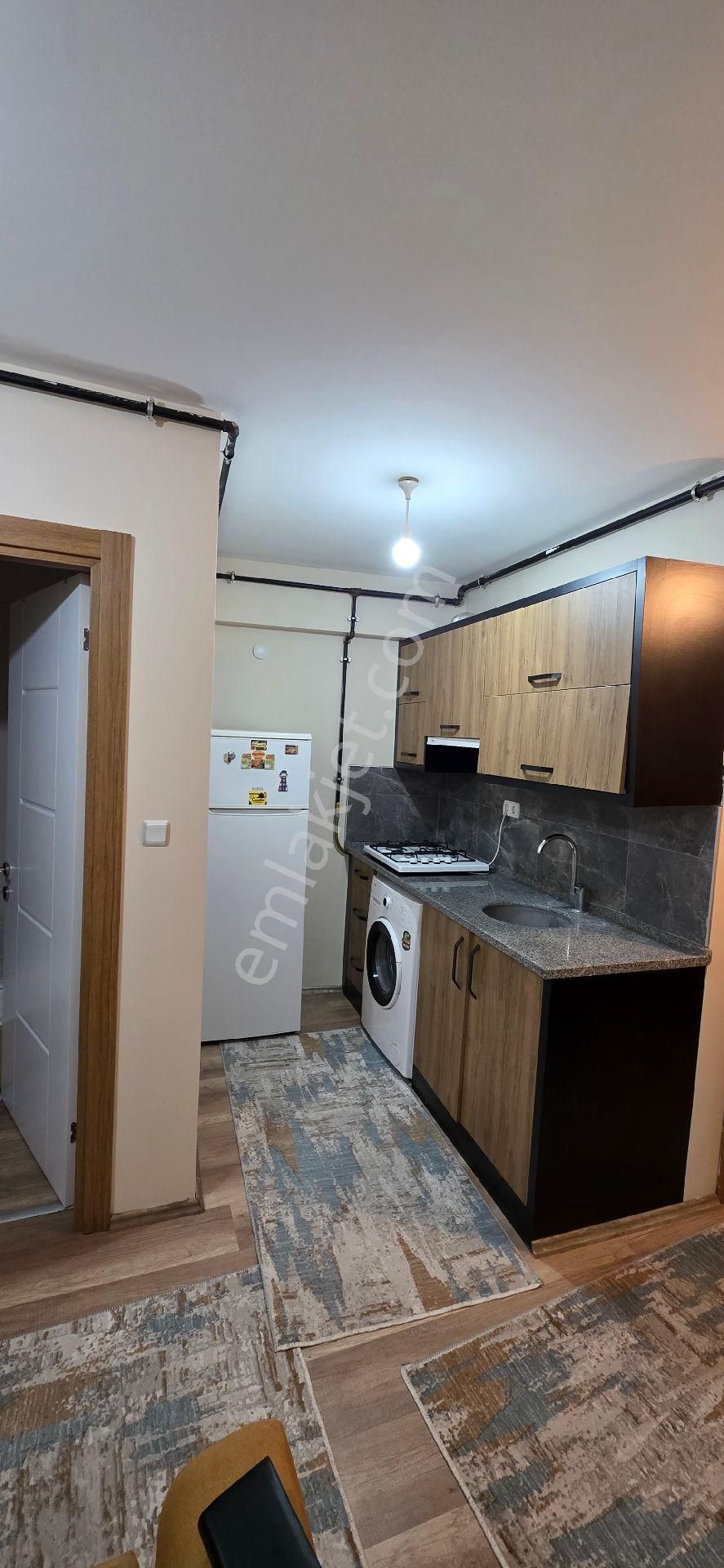 Caddede Lüks Satılık Apart - Görsel 3