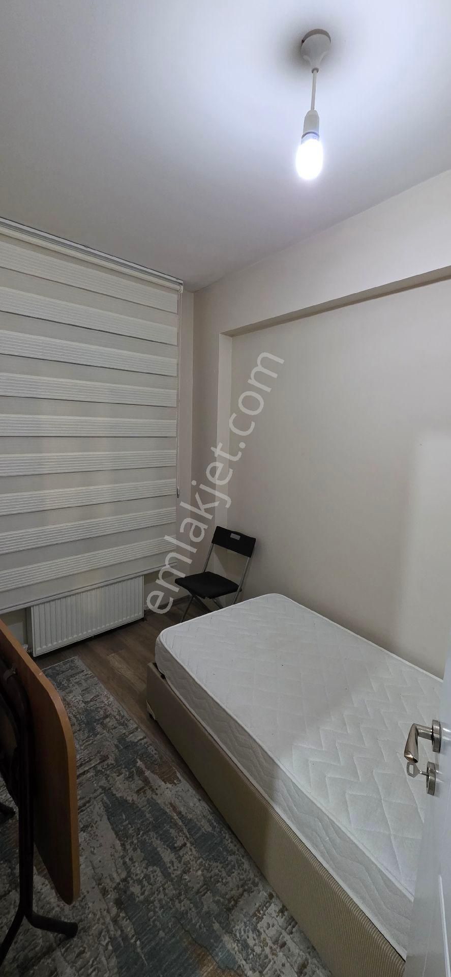 Caddede Lüks Satılık Apart - Görsel 7