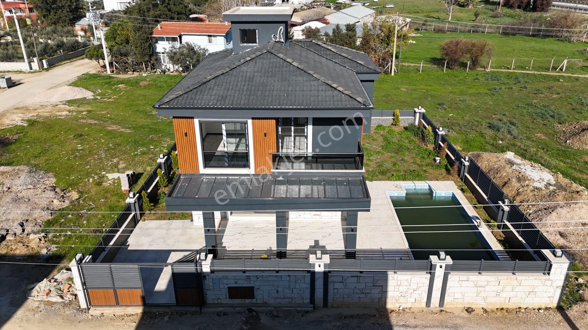 İzmir Seferihisar Düzce Mahallesi’nde Havuzlu Tek Müstakil Dubleks Villa - Görsel 2