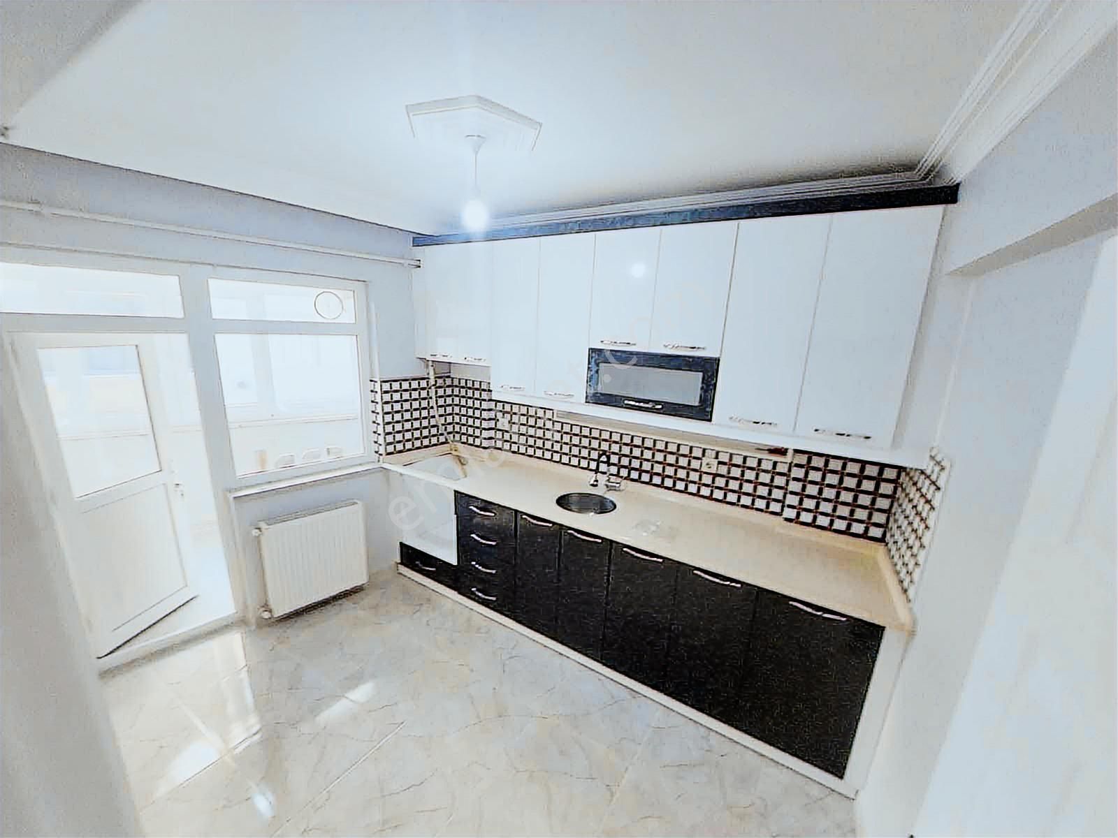 Yoldaş İnş Satılık 3+1 125 M2 1.kat Köşe Başı Masrafsız Daire - Görsel 7