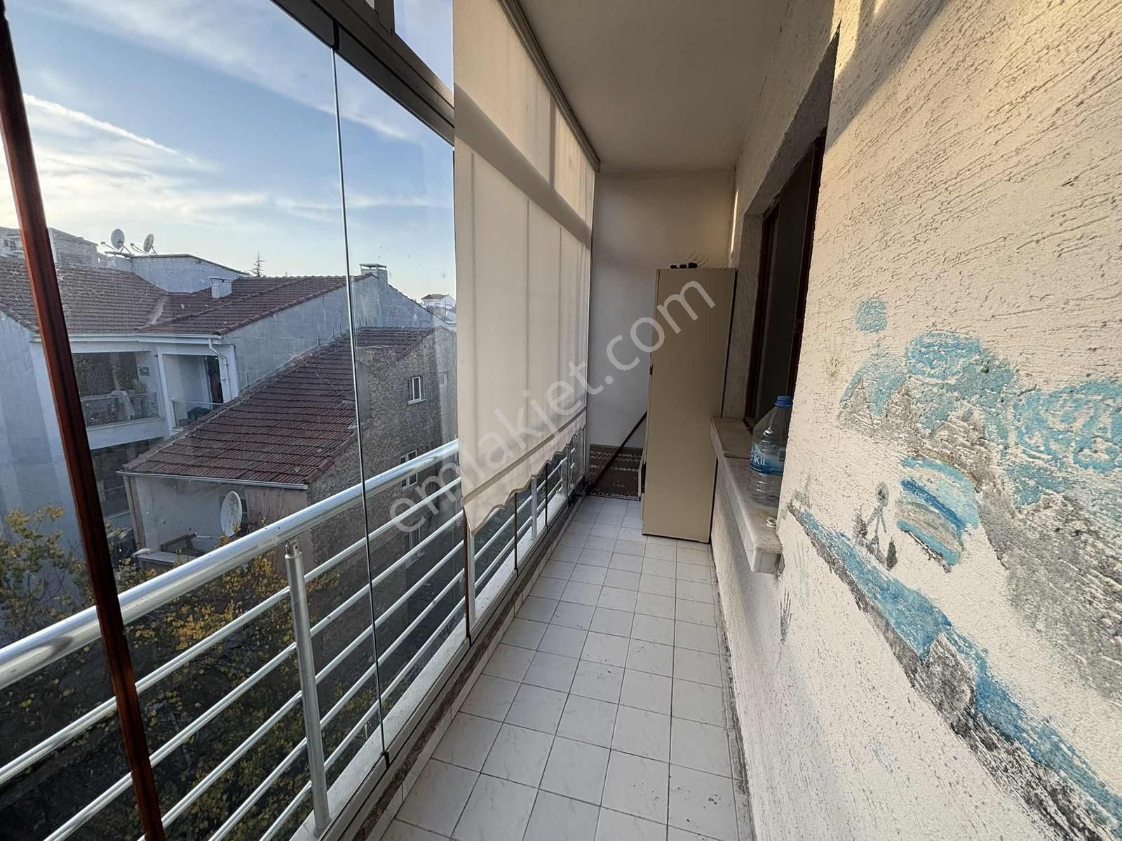 İstiklal Mahallesinde Kiralık 2+1 Daire - Görsel 9