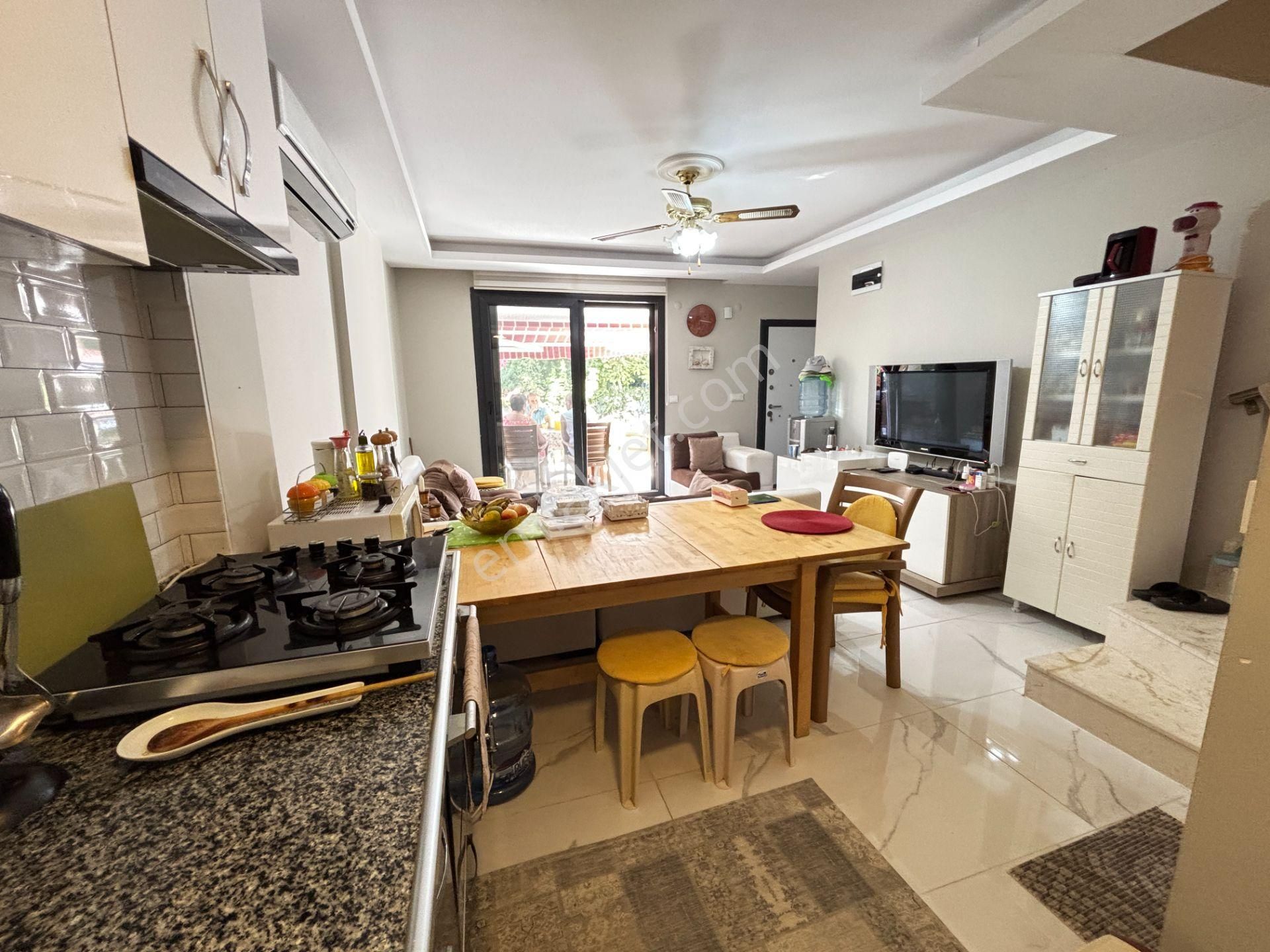 İzmir Seferihisar Payamlı'da Plaja 500 M Ferah Yapılı 3+1 Satılık Villa - Görsel 15