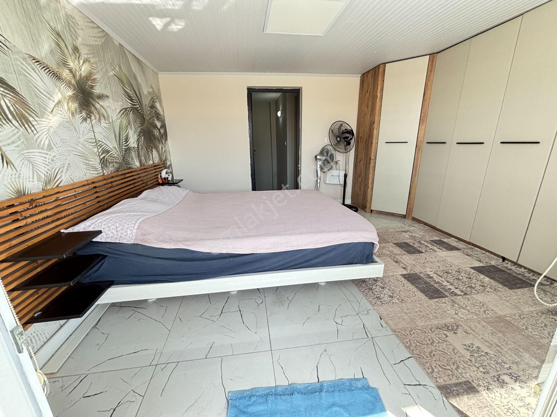 İzmir Seferihisar Payamlı'da Plaja 500 M Ferah Yapılı 3+1 Satılık Villa - Görsel 35