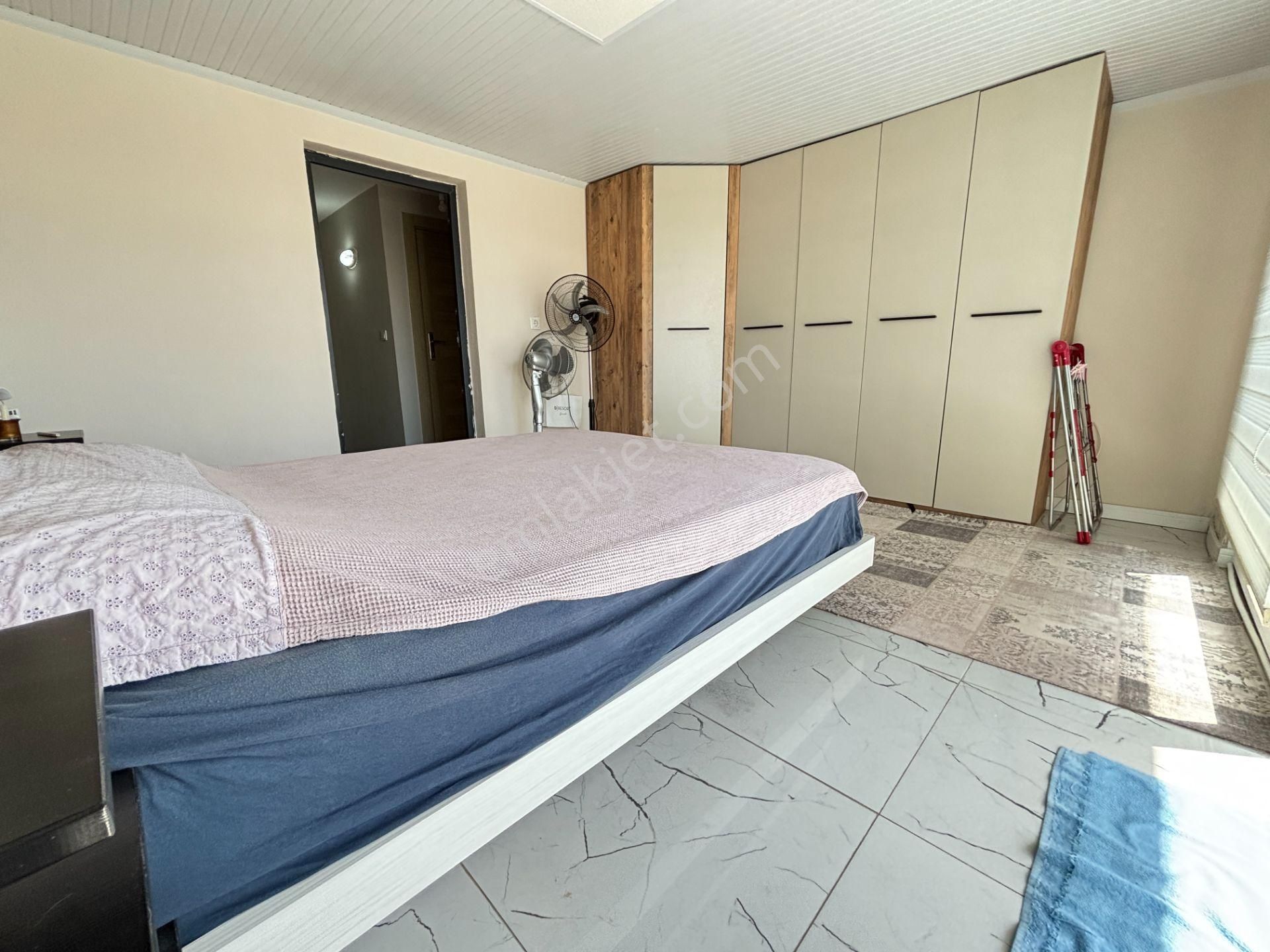 İzmir Seferihisar Payamlı'da Plaja 500 M Ferah Yapılı 3+1 Satılık Villa - Görsel 33