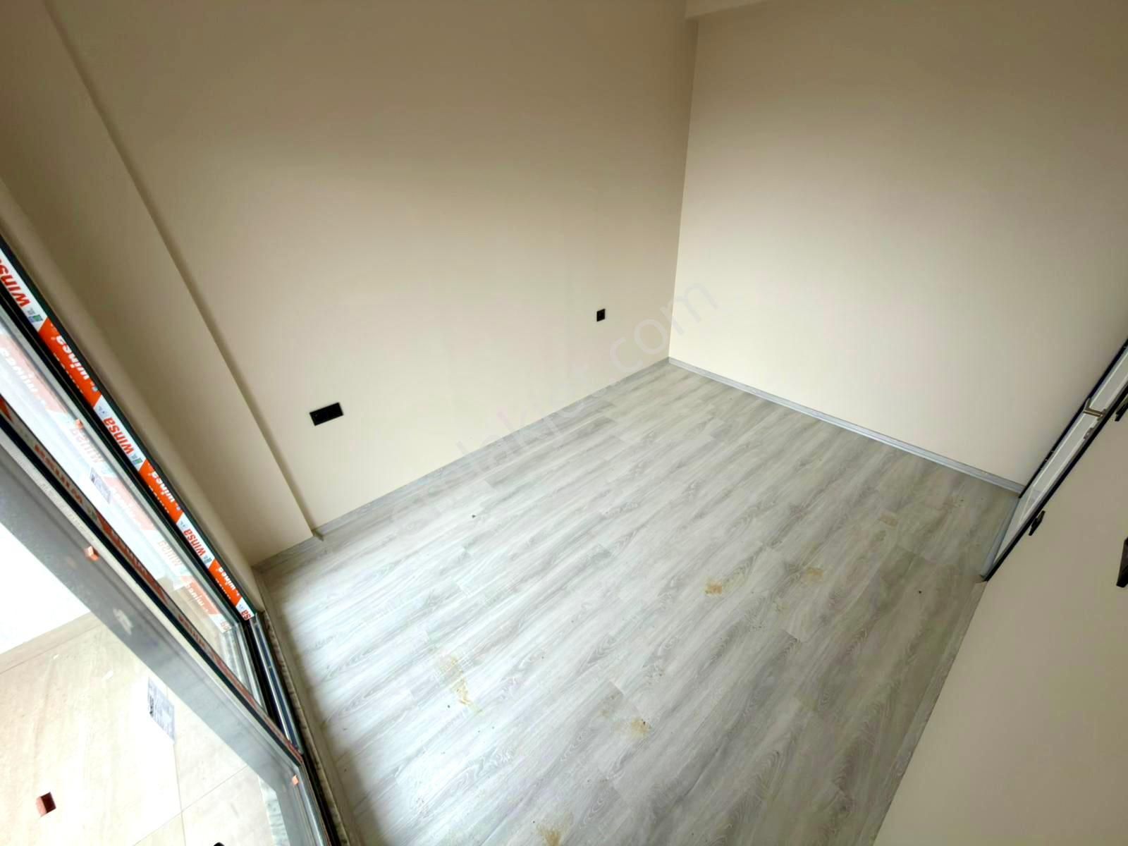 🏡 Referans'tan Akçay'da Müstakil Tadında Ayrı Mutfak Yerden Isıtmalı 2+1 Daire - Görsel 24